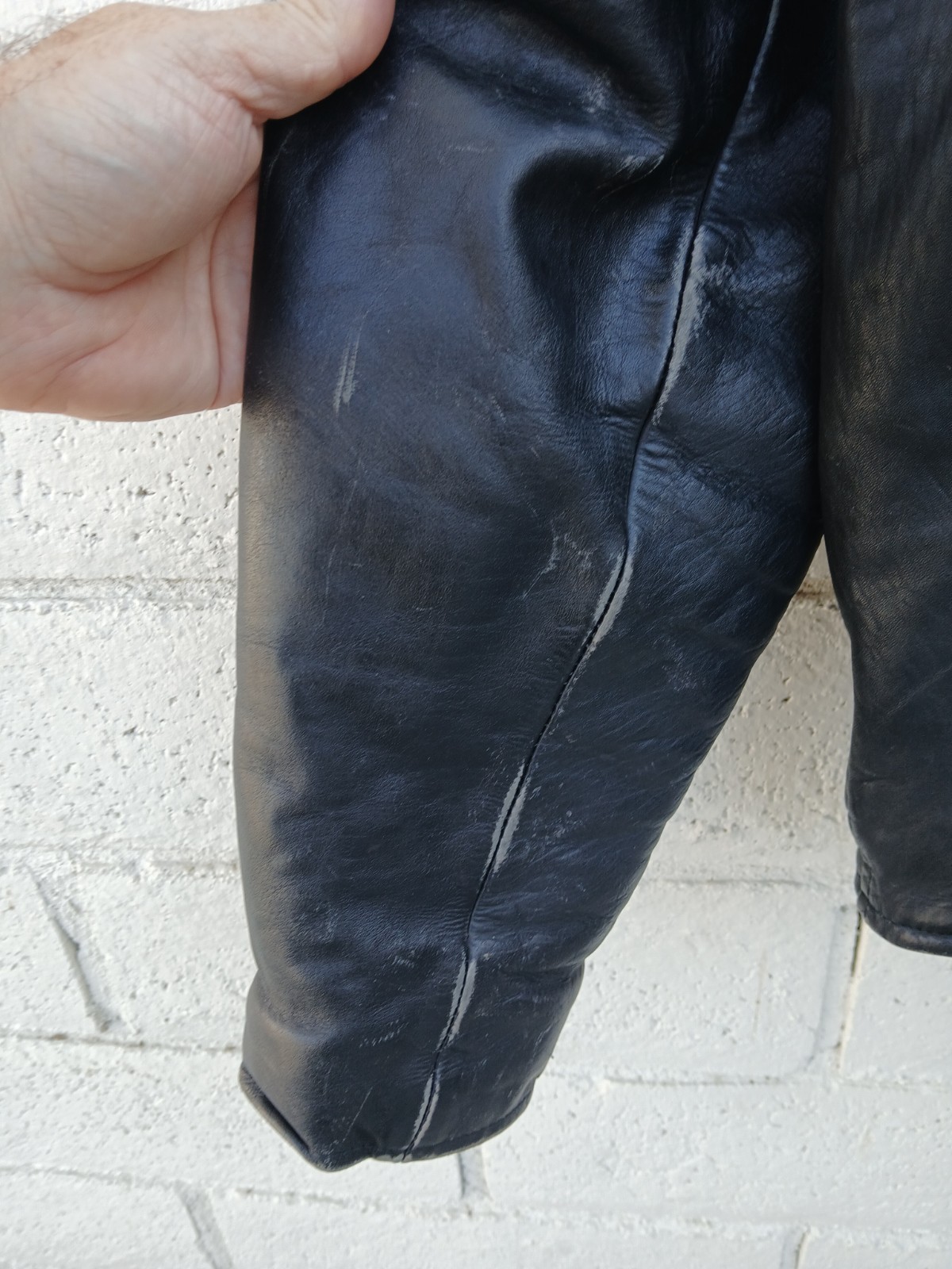 Vtg 1980s Black Leather Motorcycle Jacket* British Imports, Hollywood, Ca*Rare!