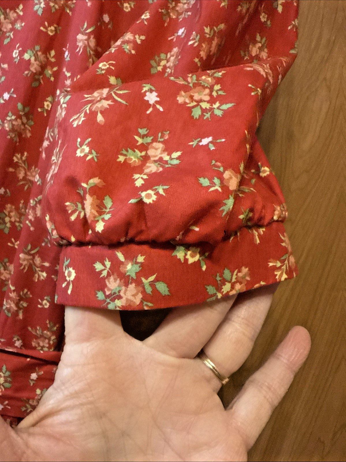 Laura Ashley 80’s dress red floral UK 8 USA 4 cotton Hungary vintage Cotton