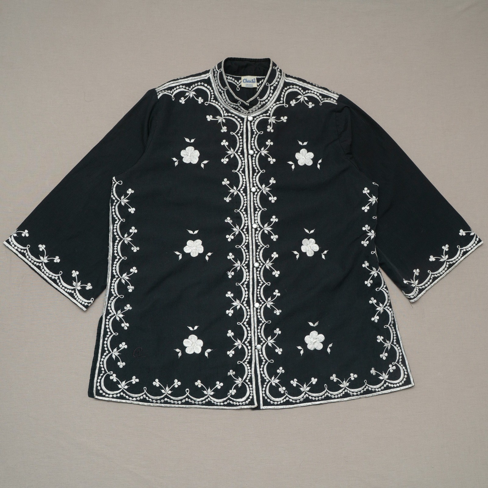 Vintage 70s Chuchi Boho Black White Embroidered Button Up Shirt Jacket Large