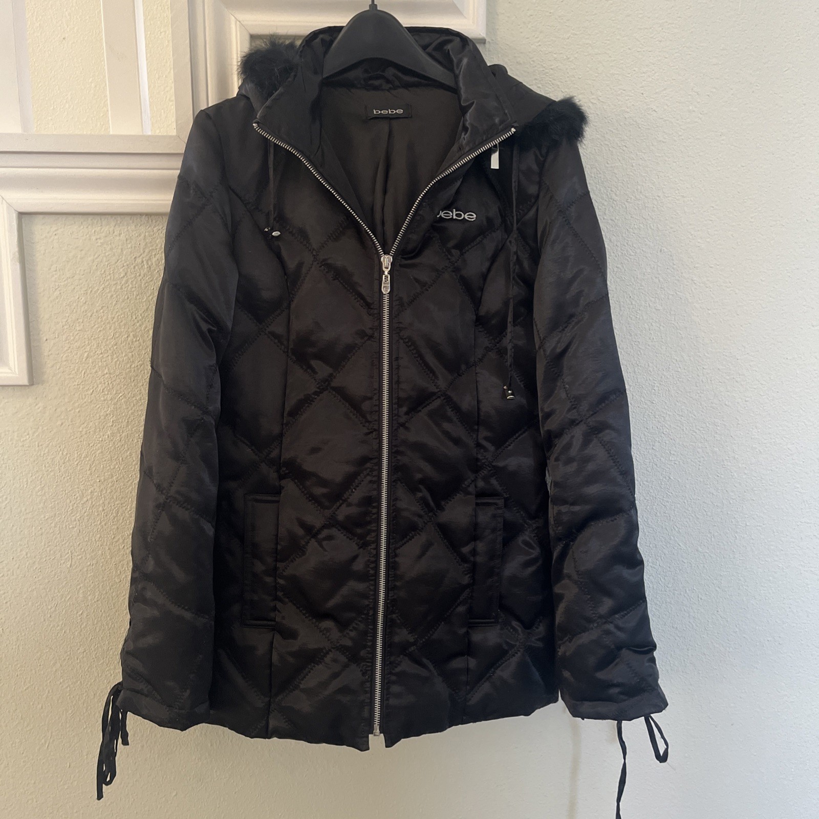 Y2k 2000s 00s Bebe Black Puffer Fur Hood Down Filled Satin Jacket Small/Medium