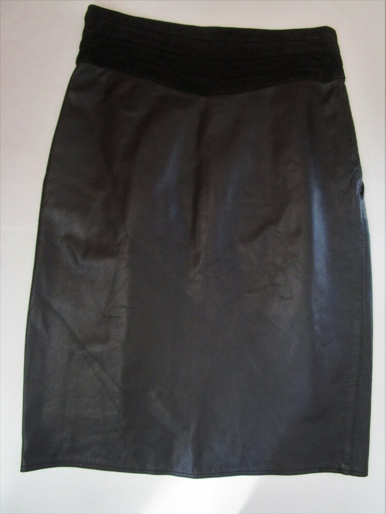 M Bergdorf Goodman Black Leather Pencil Skirt 1980s Cummerbund Slash Pockets