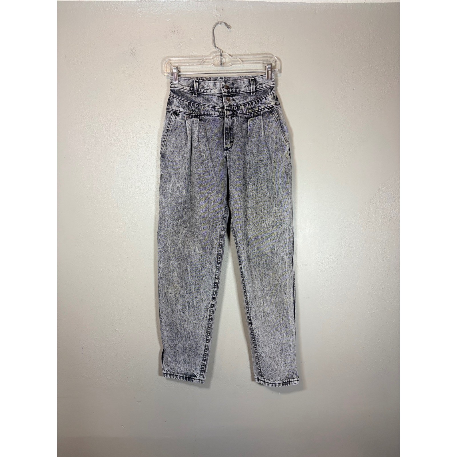 Vintage Lee High Waisted Acid Wash Jean 25×28.5 Gray Pleated Tapered Mom USA 80s