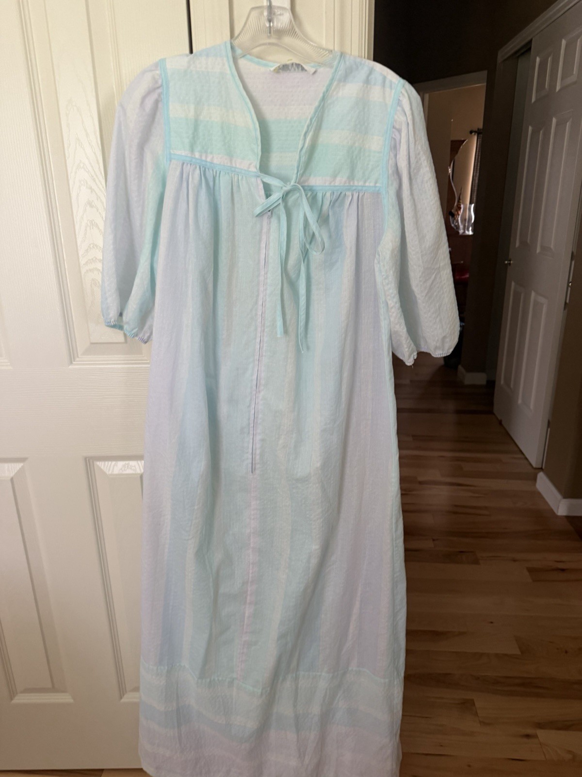 Vintage Women’s KOMAR nightgown Pink And Blue