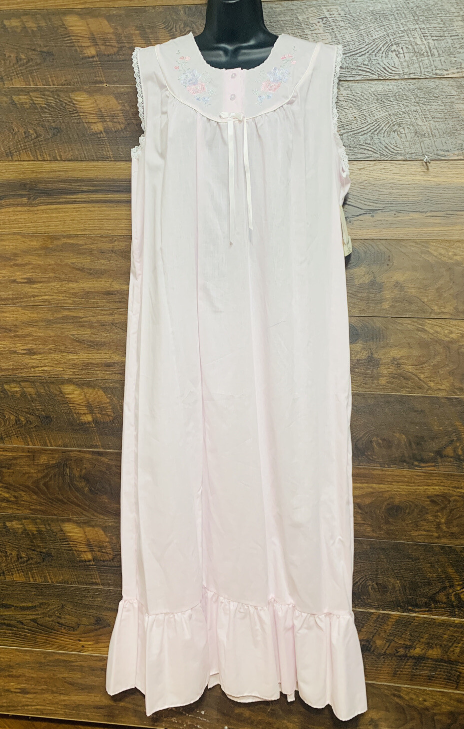 VGT Carole Night Gown Medium Pink Floral CottageCore Grannycore Lightweight USA