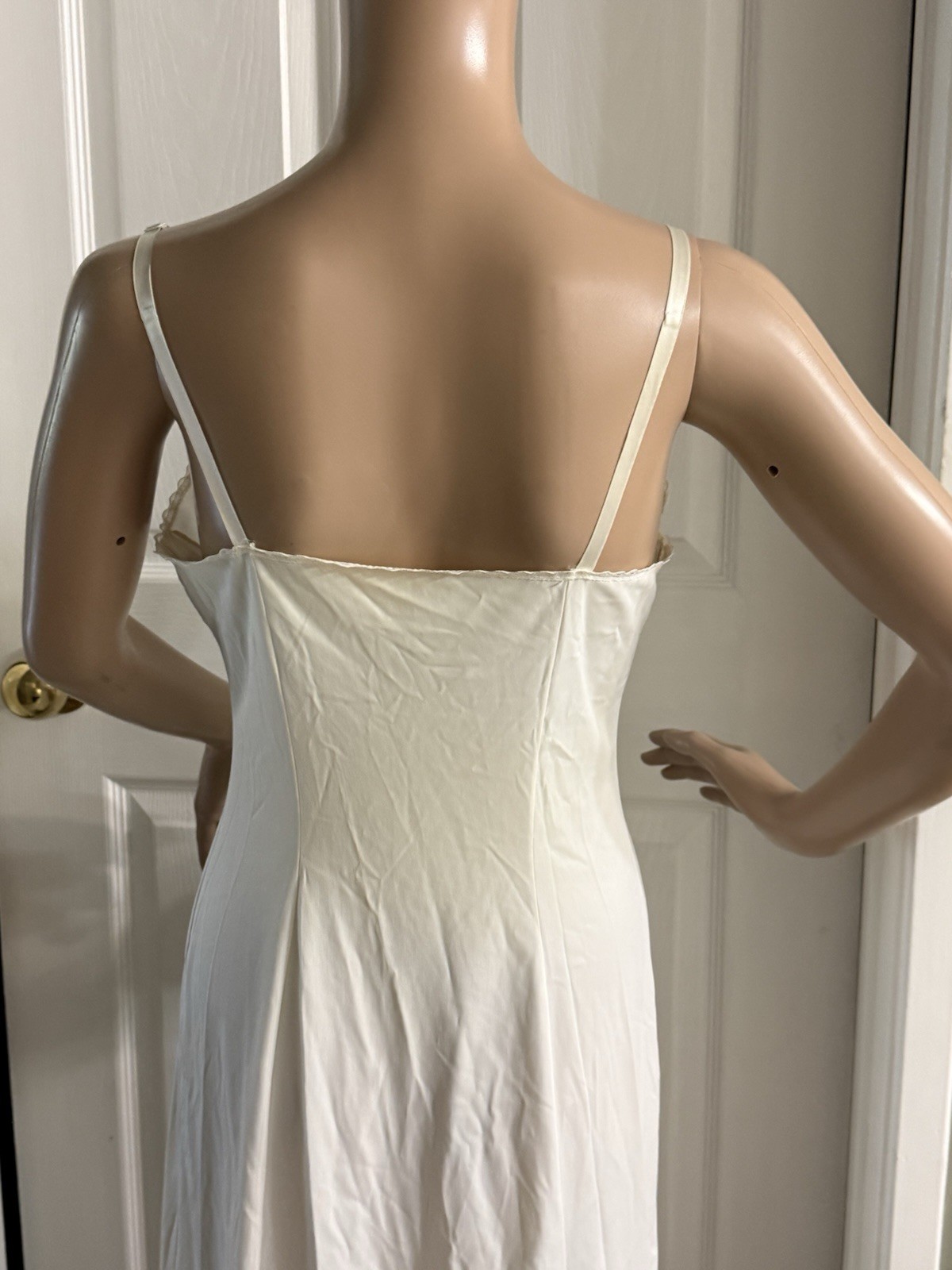 Vintage 60s Vanity Fair White Lace Adjustable Straps Nylon Slip 34 LL