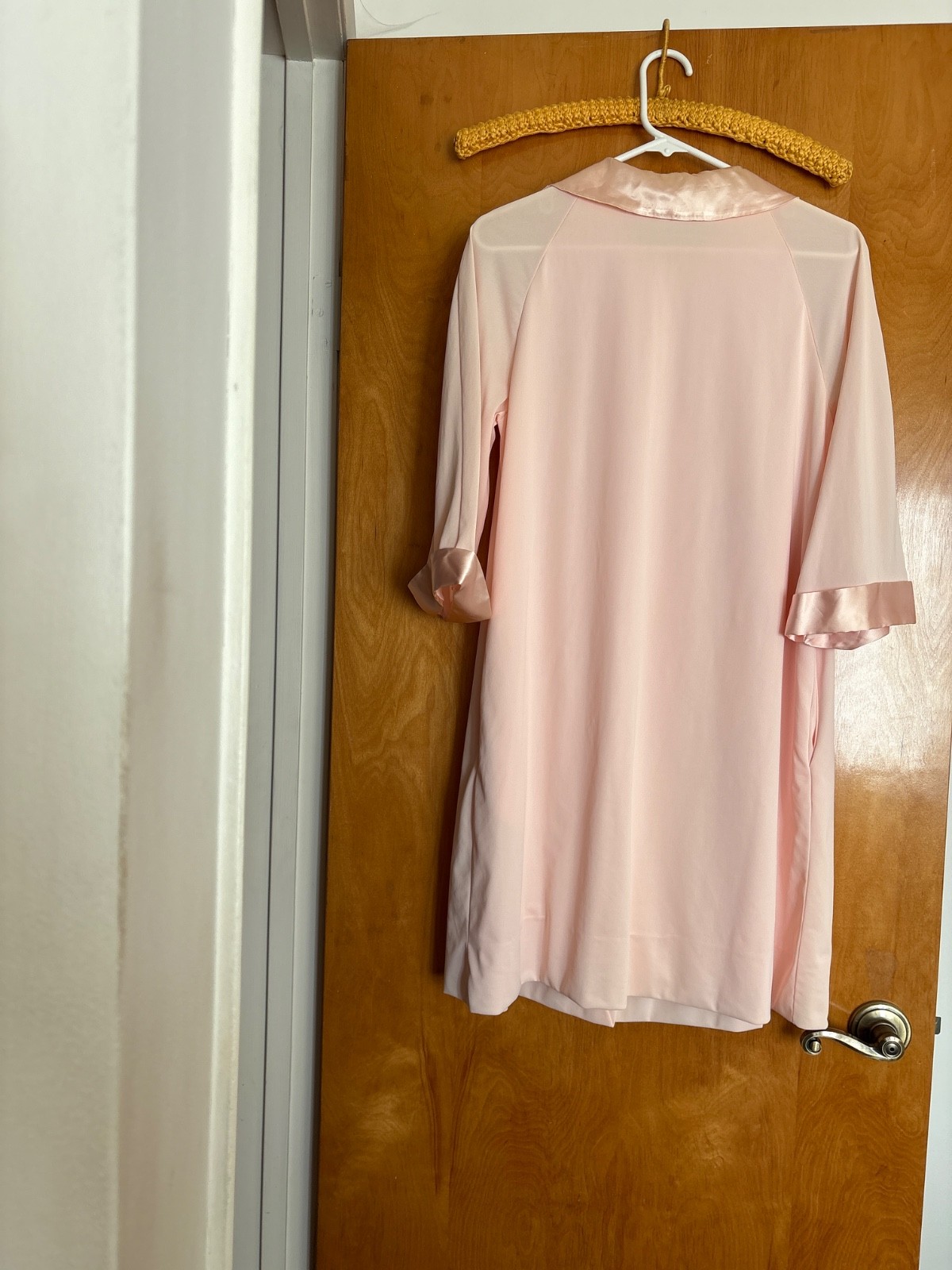 Vtg Gossard Artemis Nightgown/Robe with Floral collar and pockets Pink Sz small