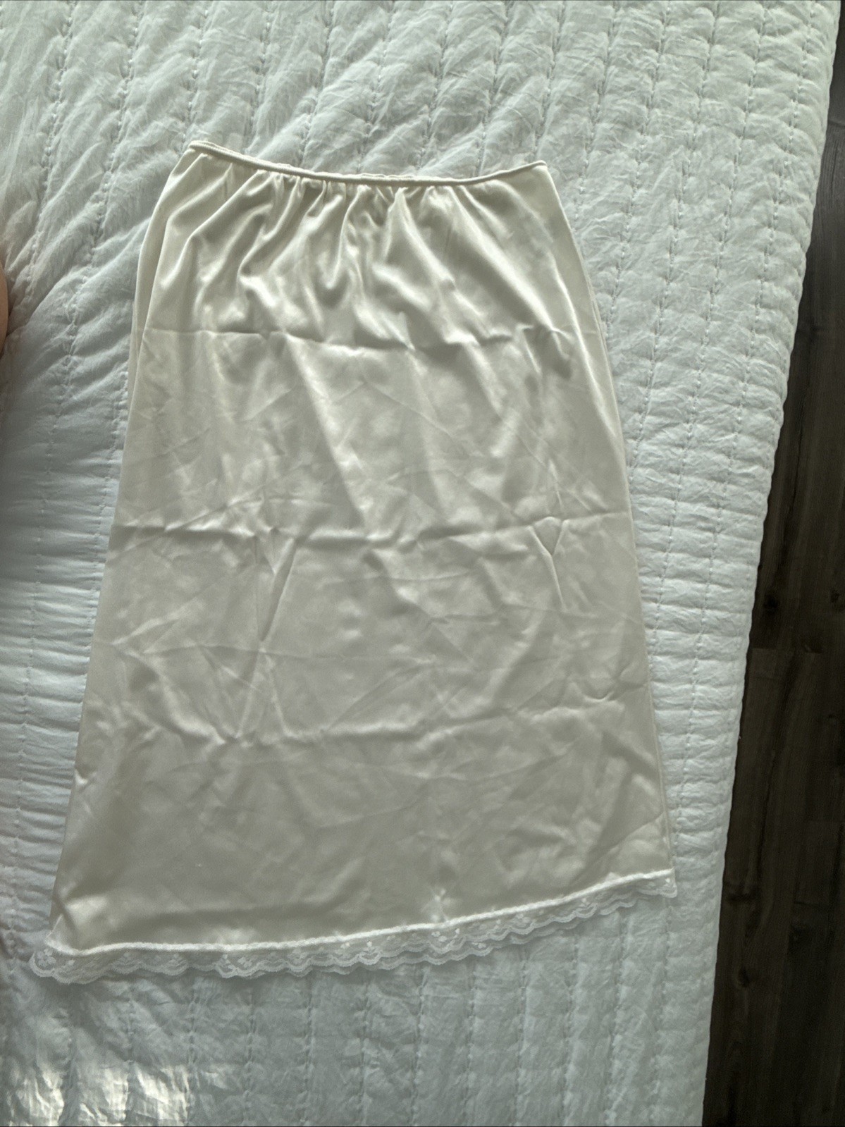 Vintage Warners Perfect Measure Slip 55300 Ivory Small 26” Length EUC