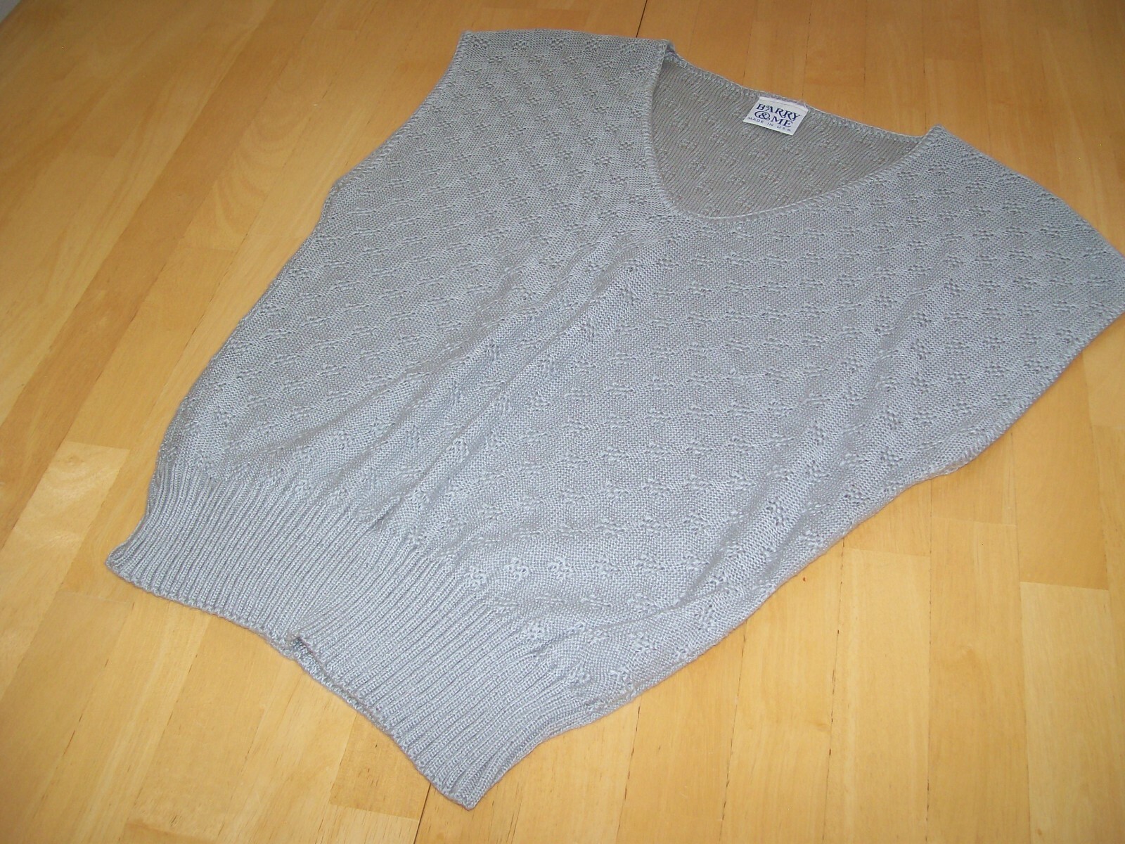 True Vintage 1980’s Barry & Me Sweater Vest Knit Beige Slouchy Small VTG 80’s