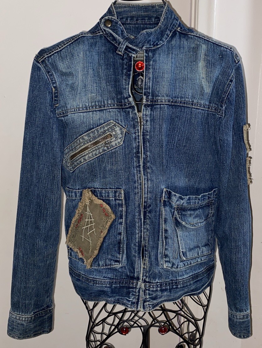 VTG Outlaw Women British Urban Hardwear Distressed Patch Y2K Jean Jacket XL-READ