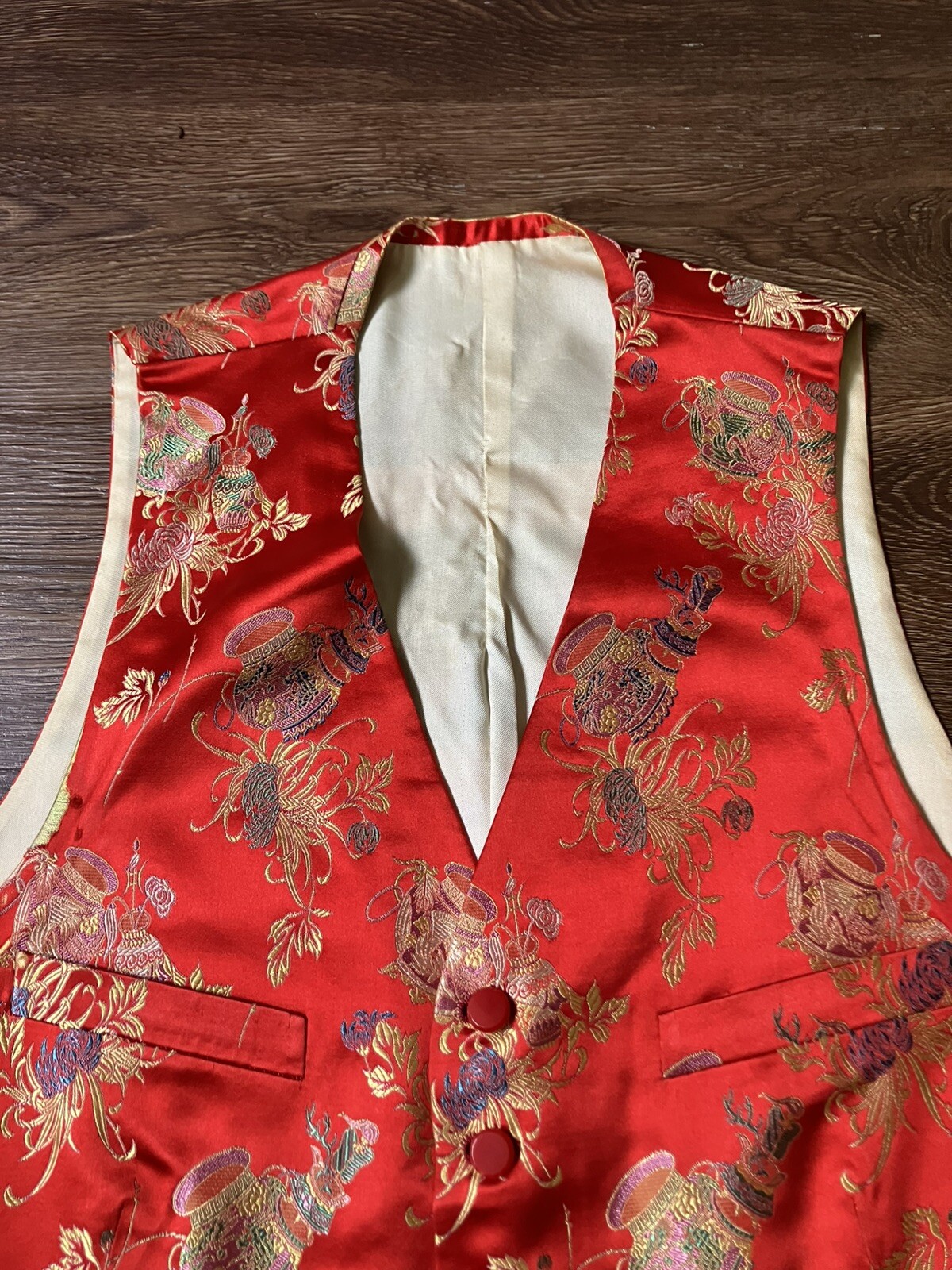 Vintage ’80s/’90s Asian-Inspired Red Brocade Button Up Vest Women’s Medium READ