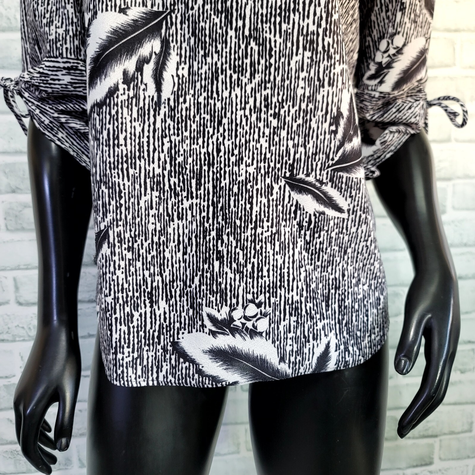 Vintage 80s Lind Clare Womens Blouse Half Sleeve 1/4 Button Up Striped Top