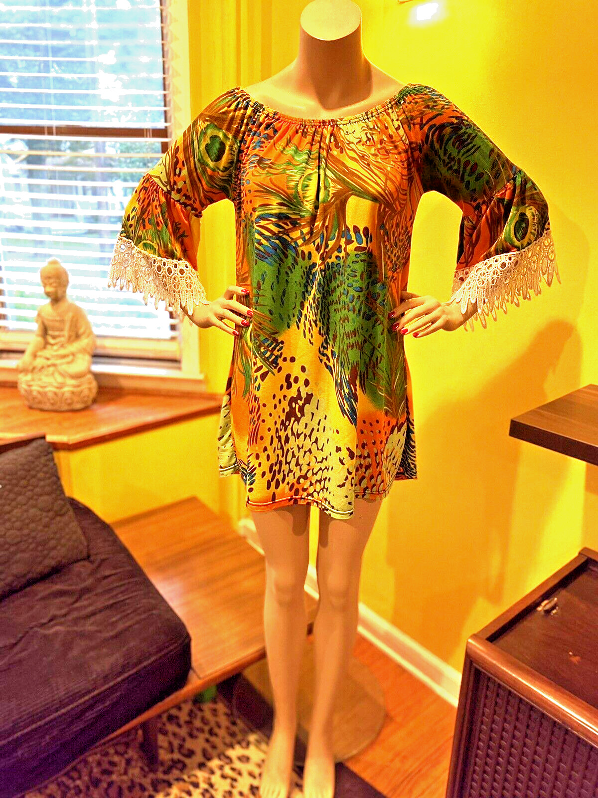 VINTAGE 60’s Micro Mini Dress PEACOCK PATTERN Lace Sleeve 36 inch bust