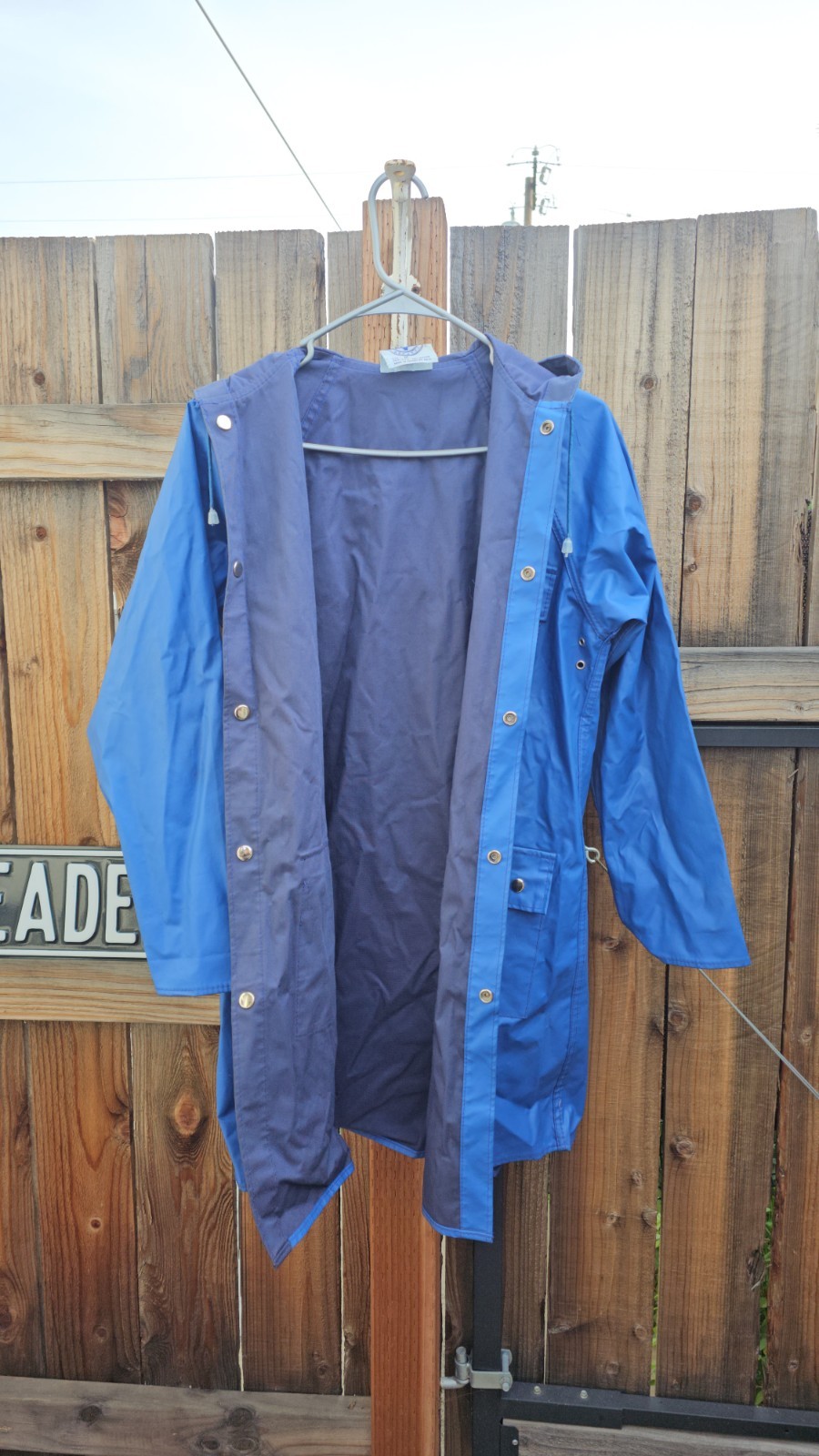 VTG Rain Coat Size Large Charles River Apparel Blue Hooded Rayon Vinyl SIZE 16