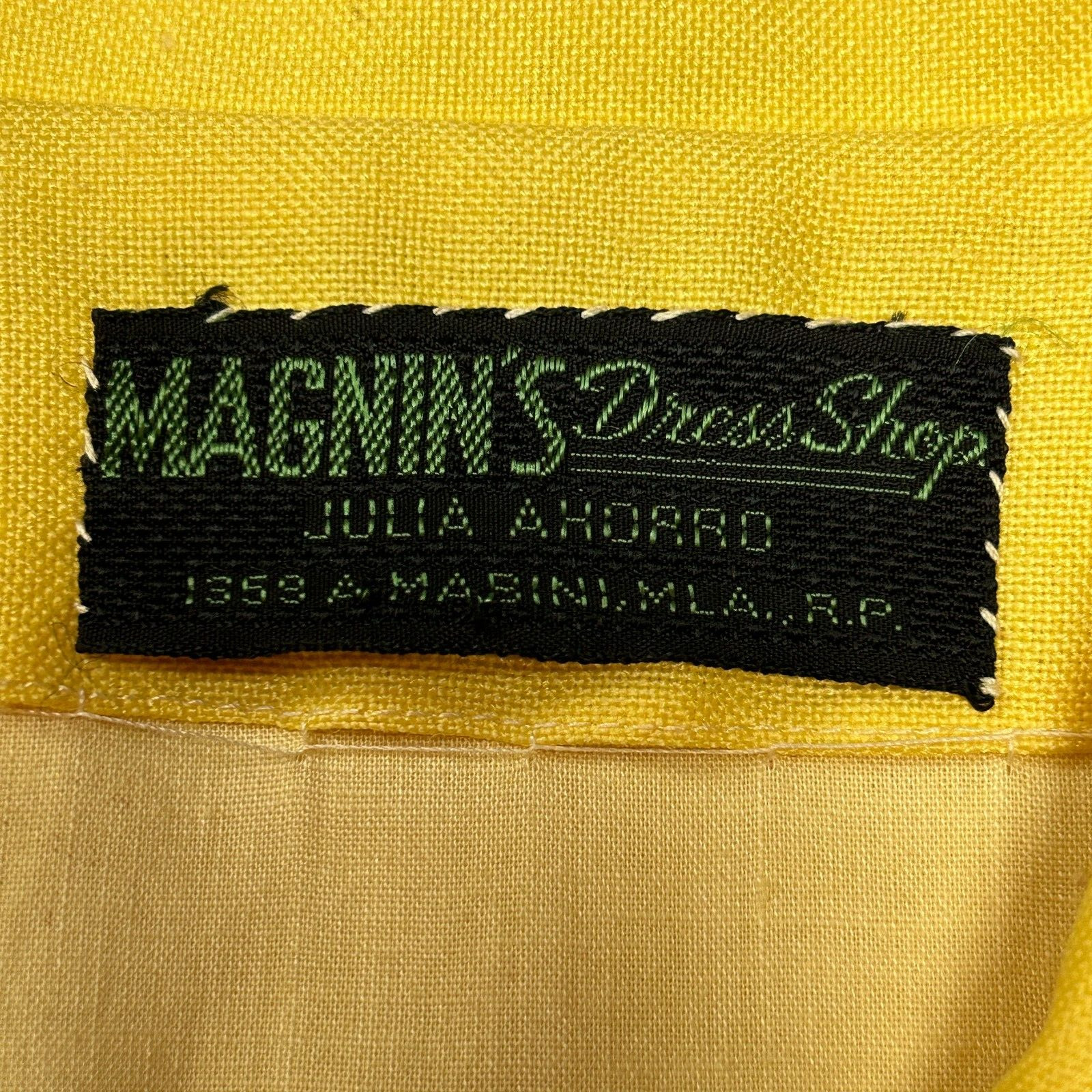 Vintage Magnin’s Julia Ahorro Womens Top Grandmacore Floral Yellow Blouse Shirt
