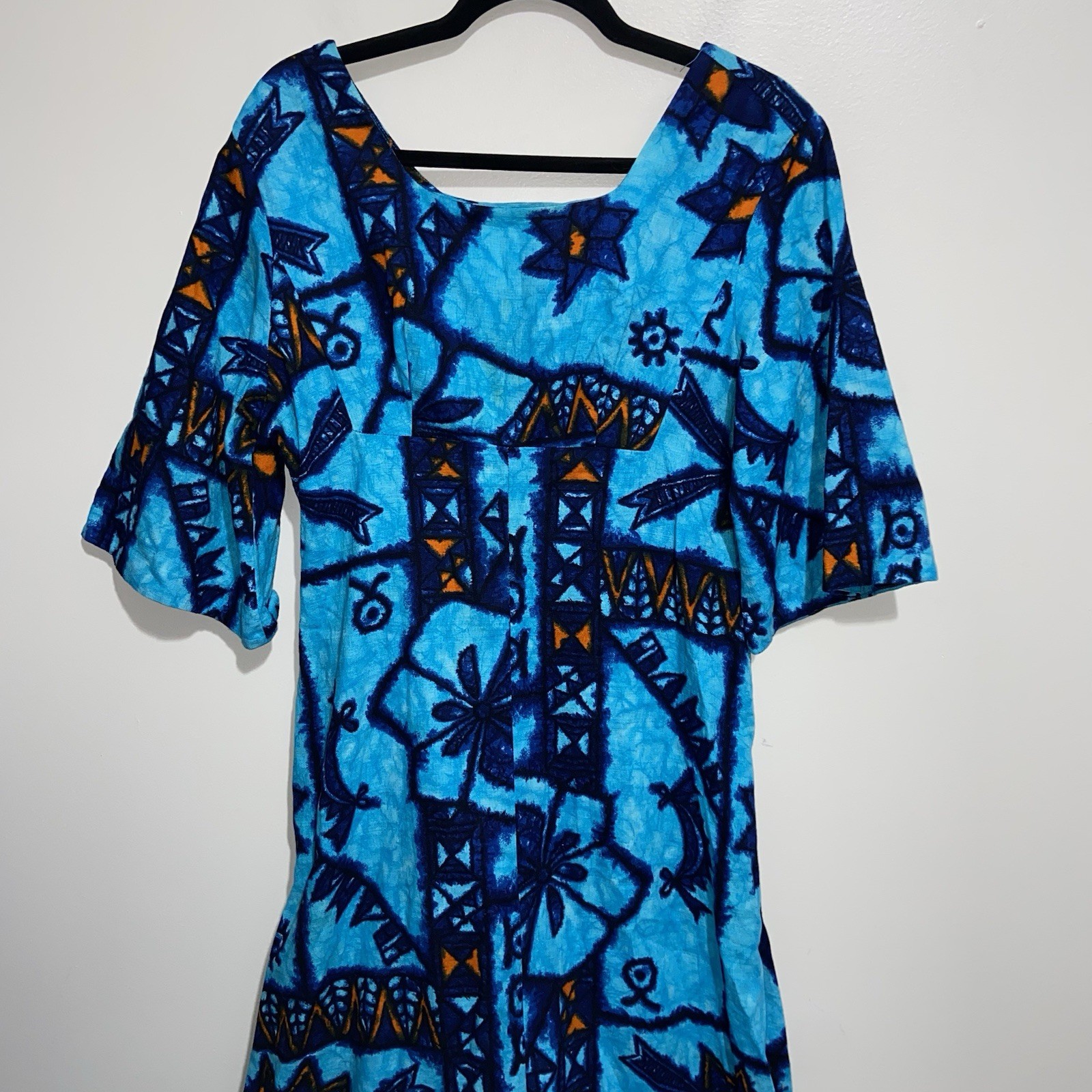 Ui-Maikai Dress Womens Medium Hawaiian Vintage Maxi Thick Barkcloth Tropical