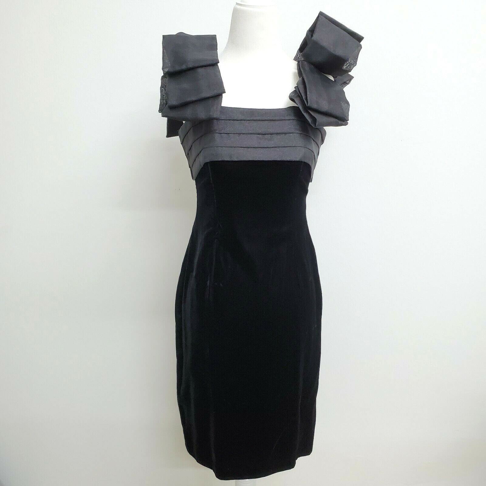 Taurus Nites Petites VTG 80s Black Velvet & Rosette Off Shoulder Prom Dress XS P