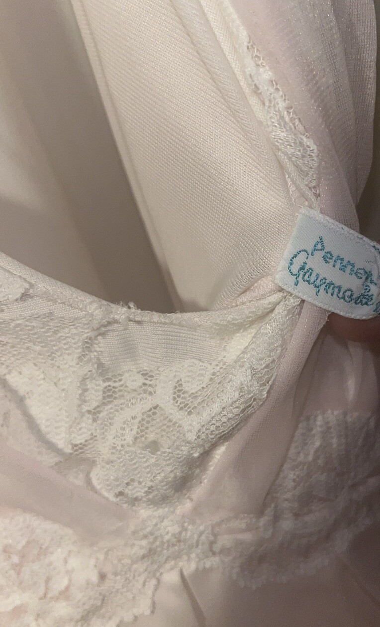 Vintage Gaymode Penneys pale pink Nightgown lace Nylon Medium