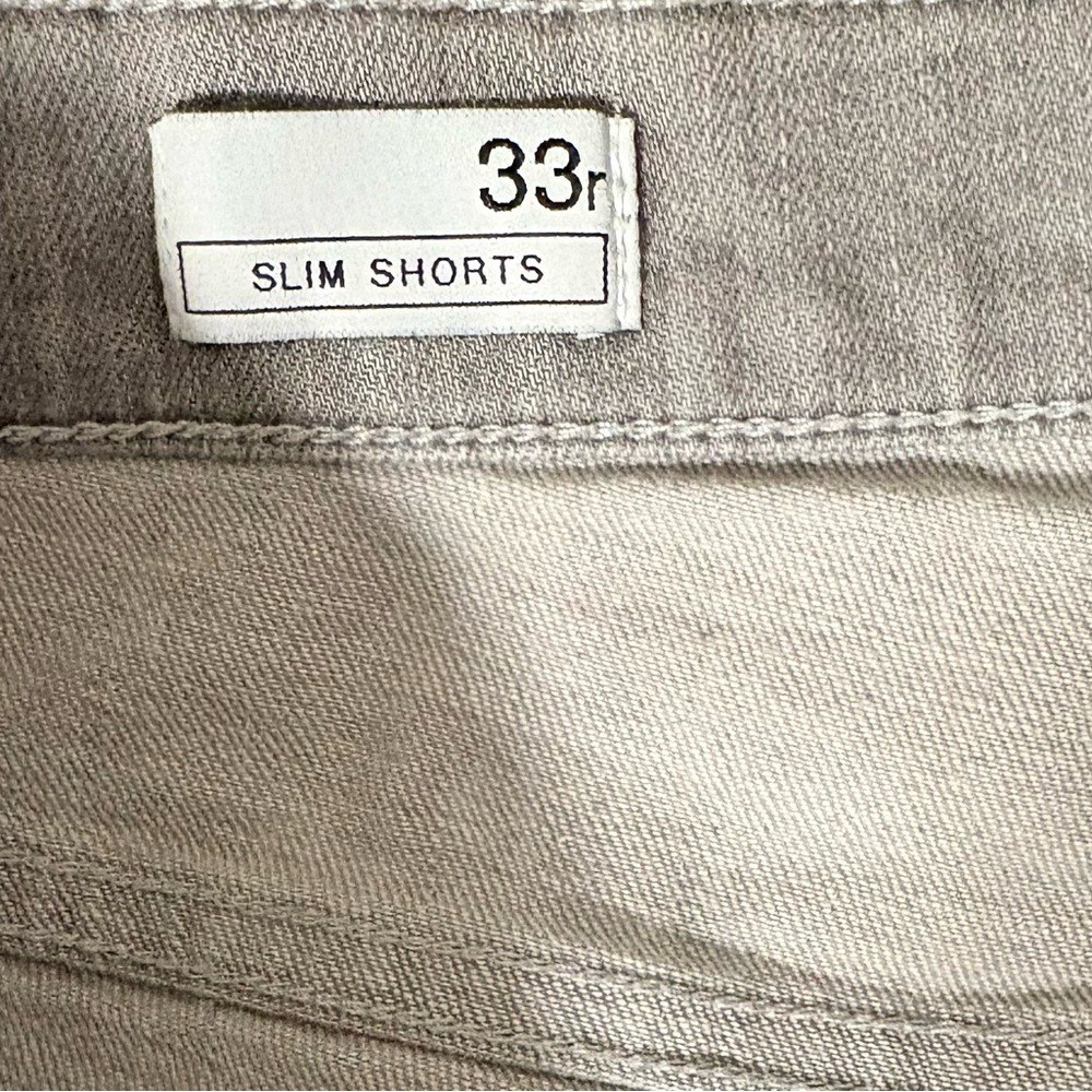Gap 1969 Slim Denim Shorts | Size 33
