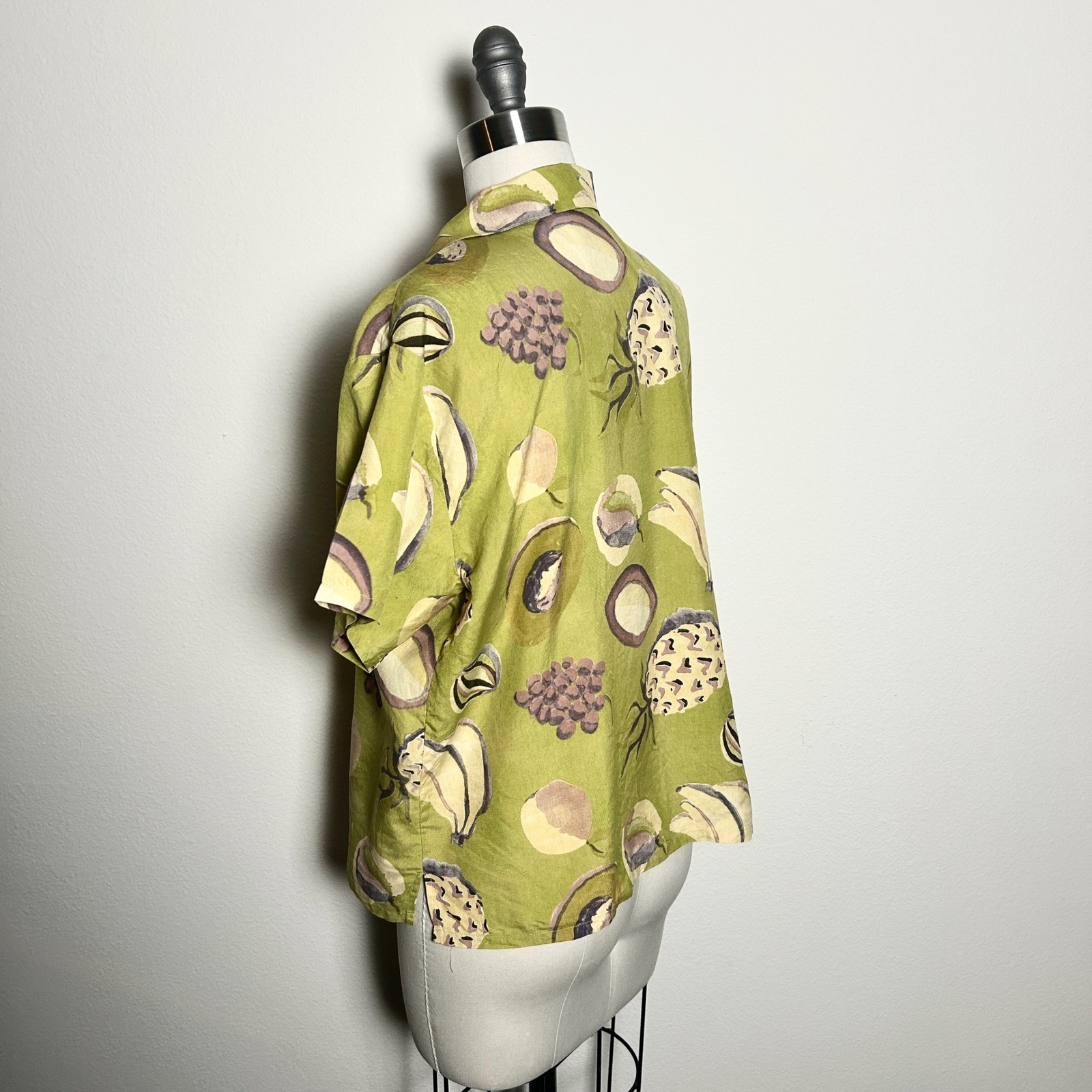 VTG Picante Fruit 100% Silk Camp Cropped Button Shirt Tropical Lime Chartreuse M