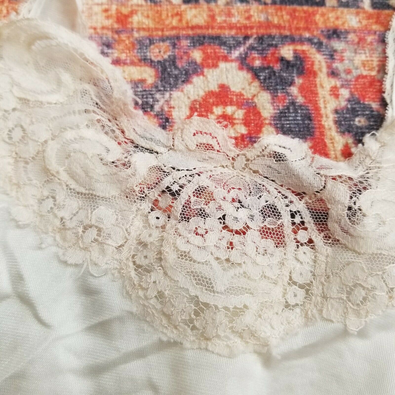 VTG DEENA Ivory Floral Cami Satin Nylon Camisole Top Lace Yoke Sz 34 M