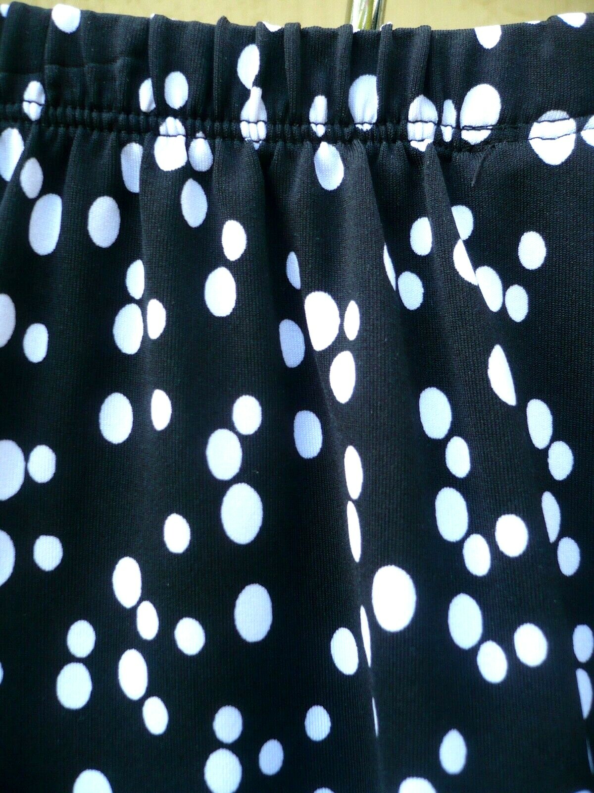 VTG BON WORTH USA MADE S P POLKA DOT CIRCLES SECRETARY SKIRT SILKY ALINE WOMEN