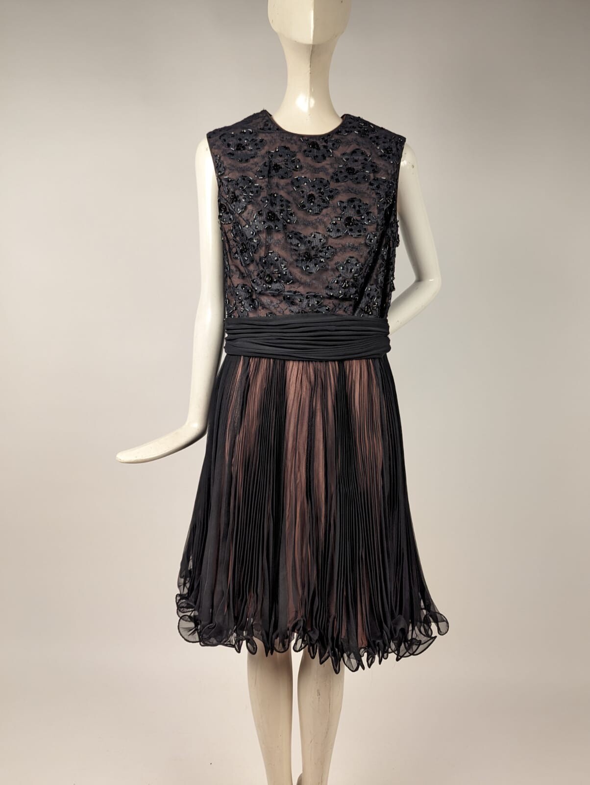VINTAGE 1970’S DESIGNER JACK BRYAN BEADED + RUFFLE EDGED CHIFFON COCKTAIL DRESS