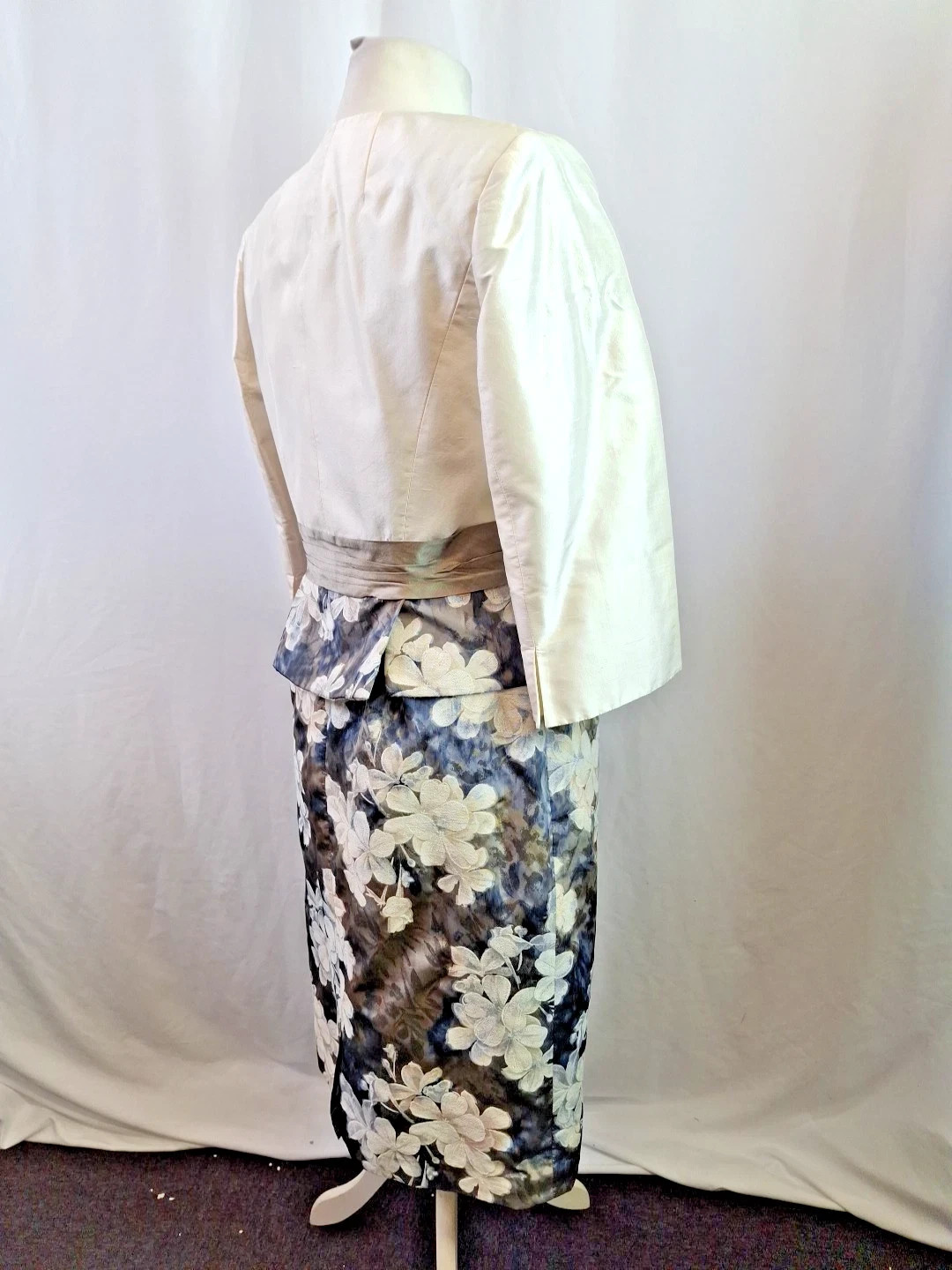 John Charles MOTB Silk Dress & Jacket Suit Grey Blue Ivory Women’s Size 10