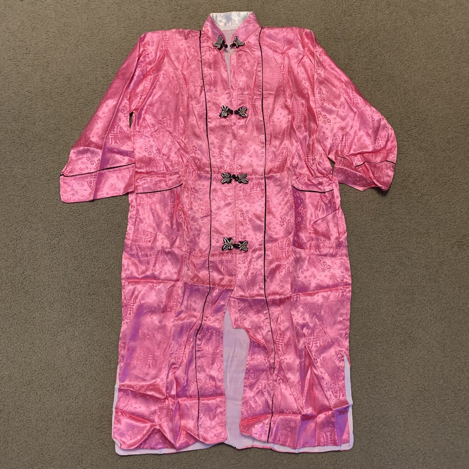 VTG 60s Chinese Satin Bright Pink Floral Brocade Handmade Bath Robe Housecoat M