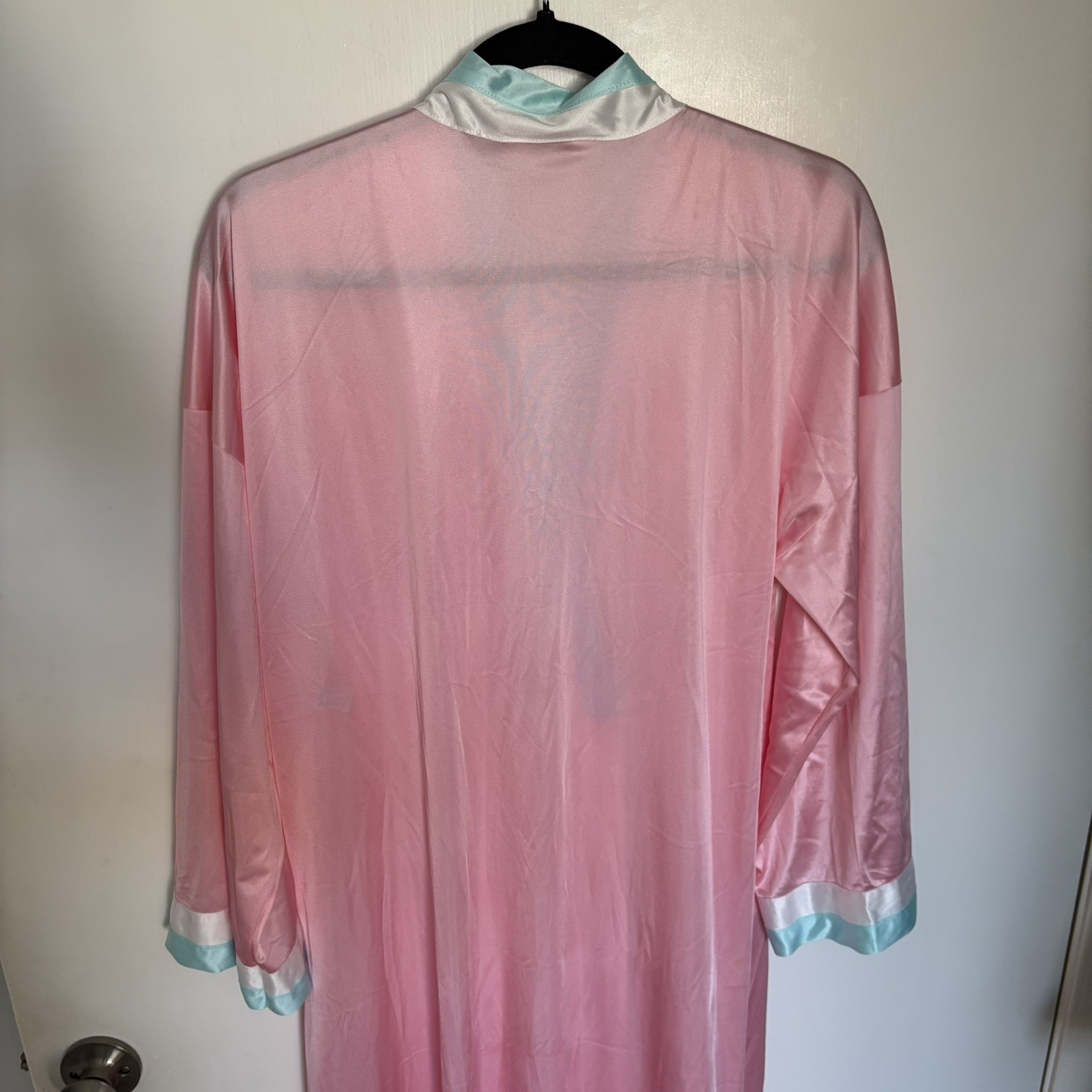Vanity Fair Robe M Cottage Core Romantic Feminine VTG 70s