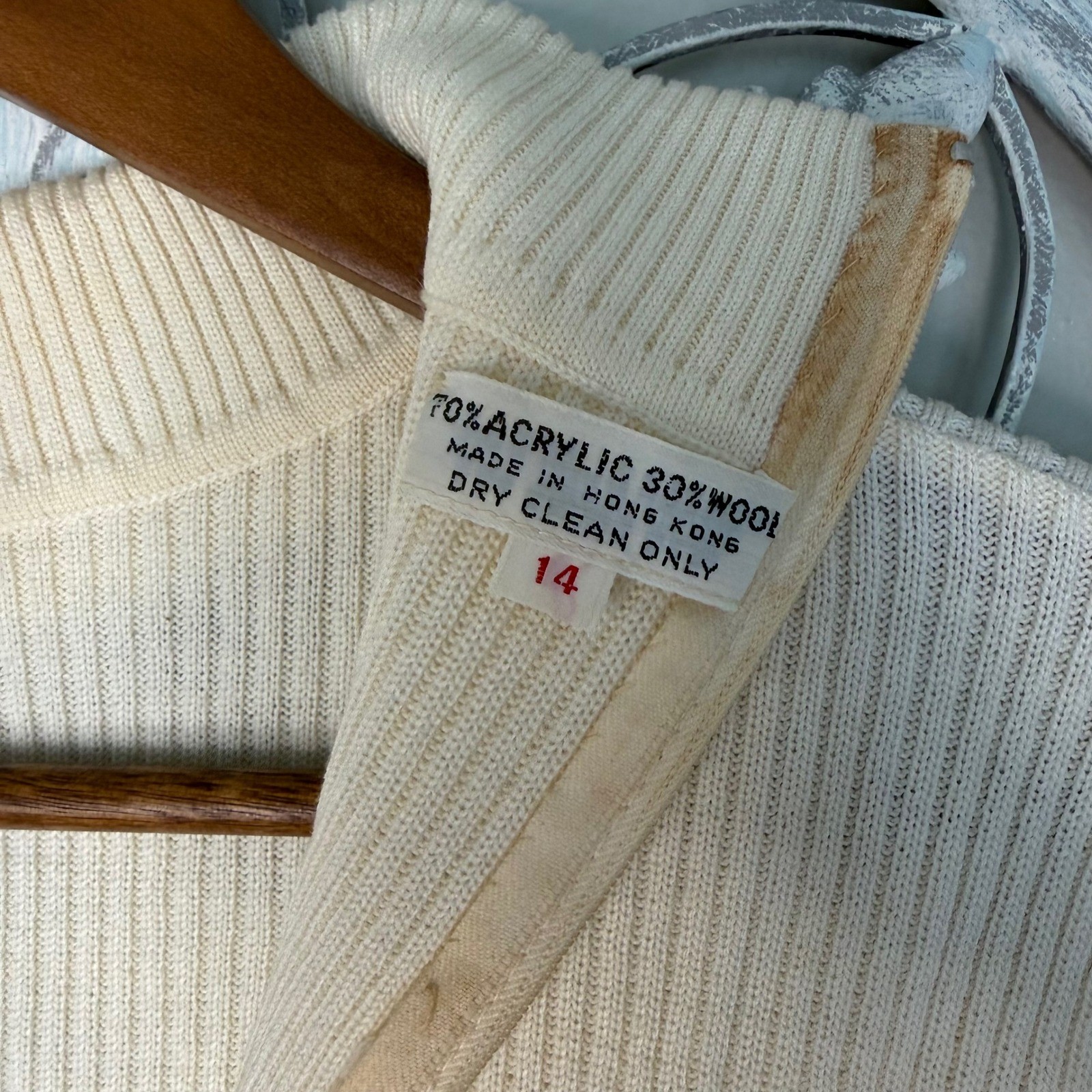 Vintage 1970s Cream Ribbed Mock Neck Sweater Back Zip Wool Blend Small