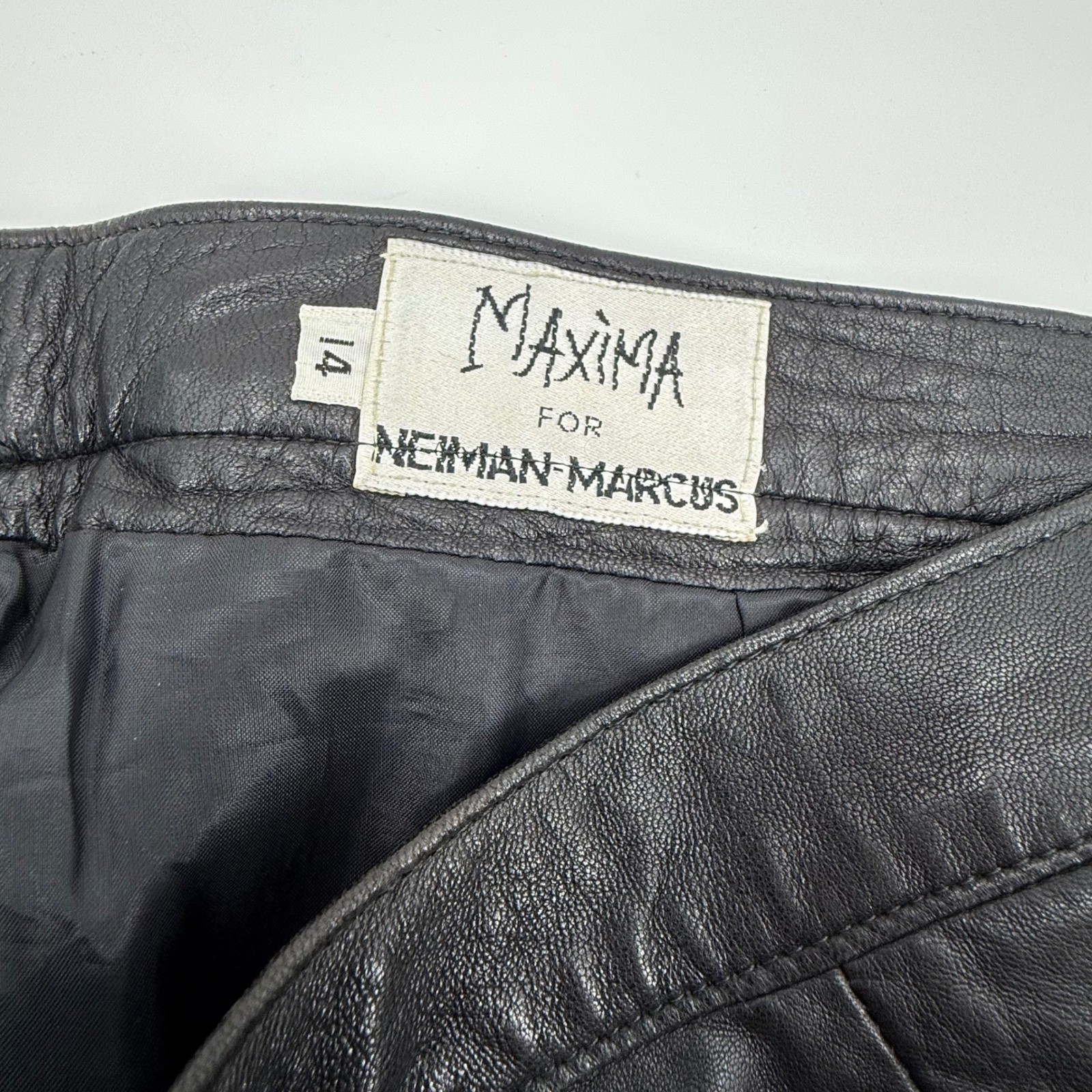 Vintage MAXIMA for Neiman Marcus Black Leather Pencil Skirt Size 14 Fits 30×23