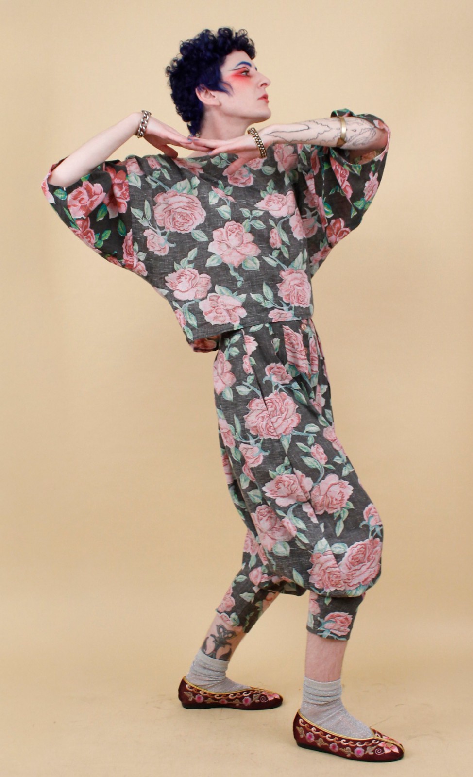 80s Vtg Gauzy Cotton Rose Print Black Pink Floral Drop Crotch Pant Set W27-30″
