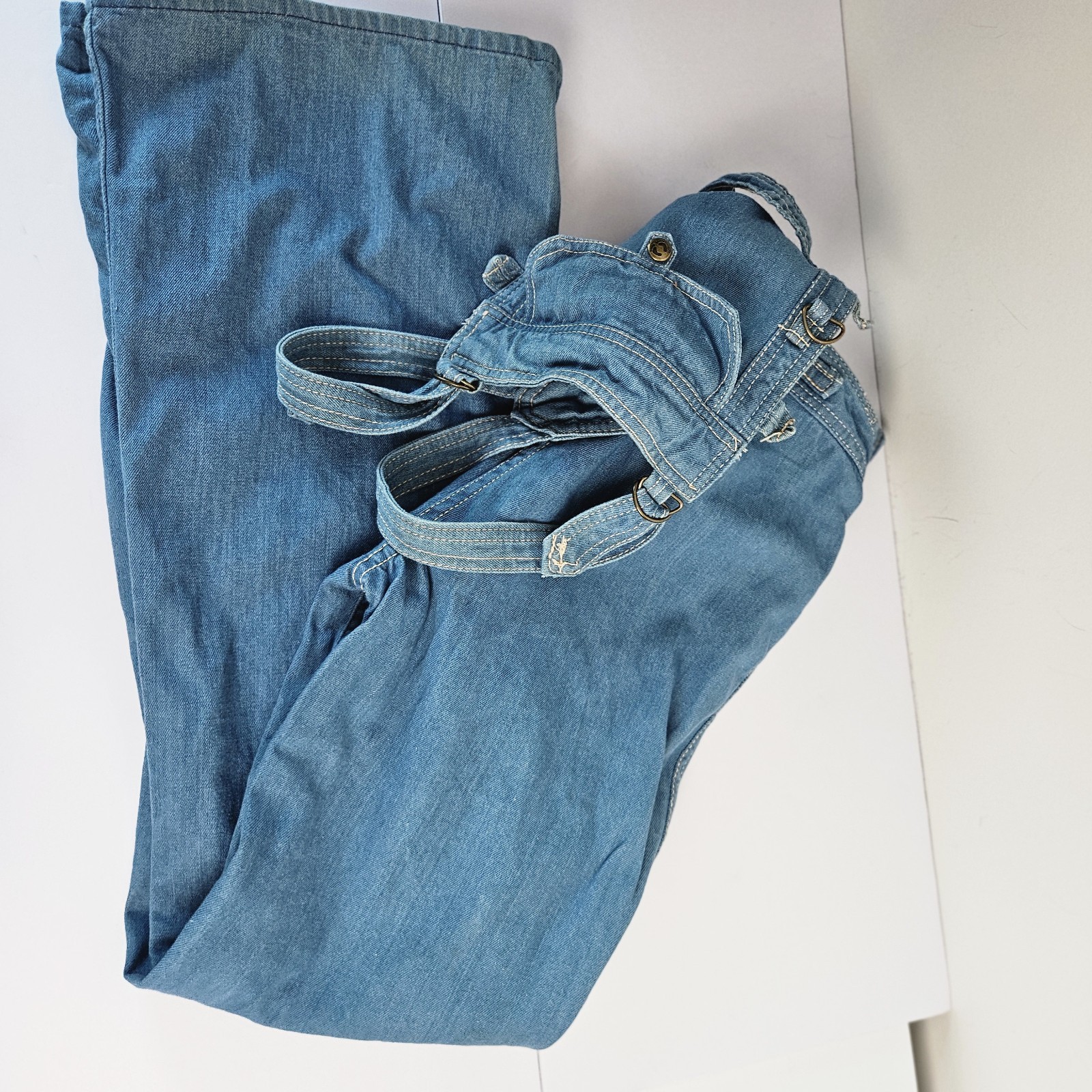 Vintage 1980s HANG TEN Women’s Jumpsuit Light Denim OVERALLS SIZE 32L