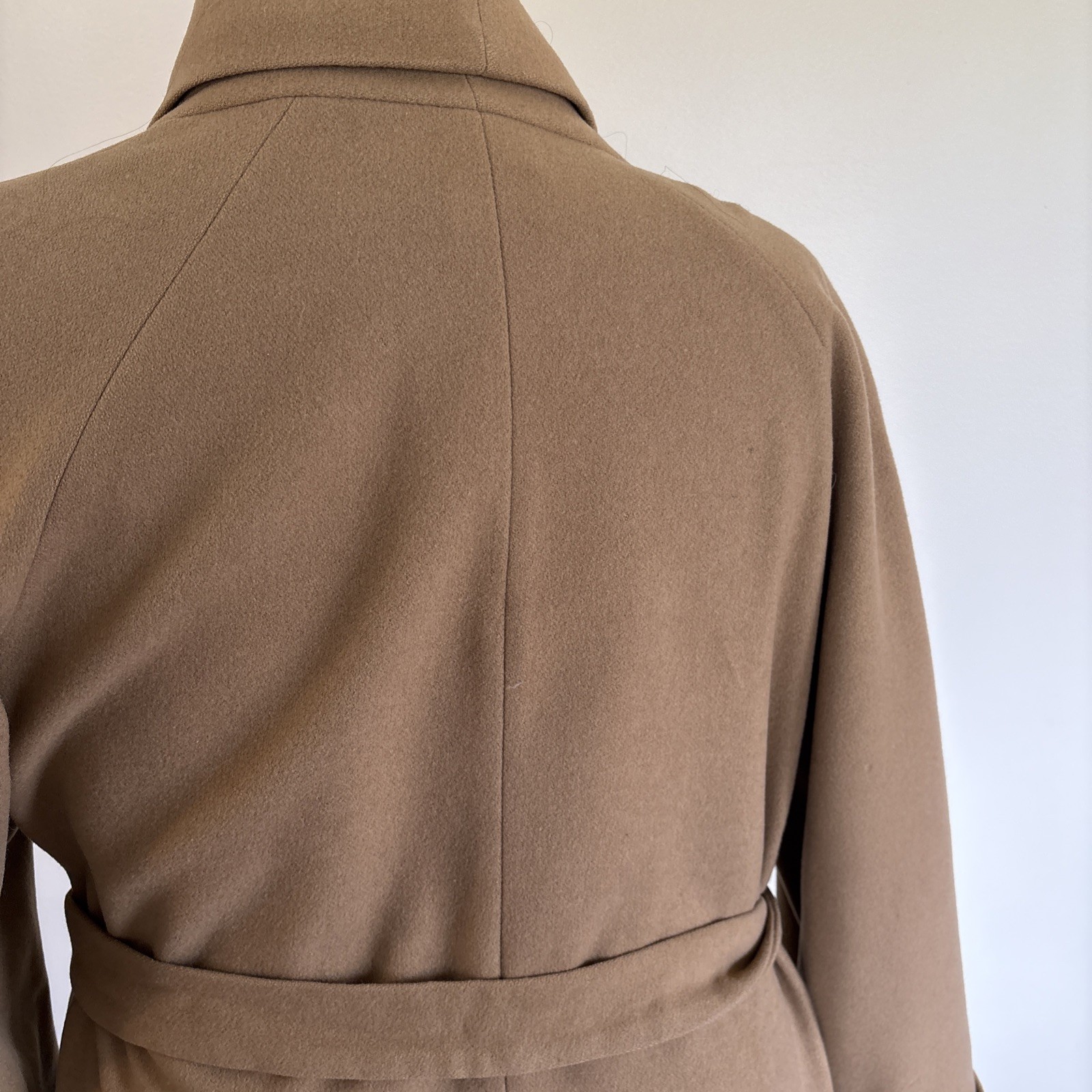 Vintage Donnybrook Womens Tan Wool Coat Full Length Size 10 Made In Russia