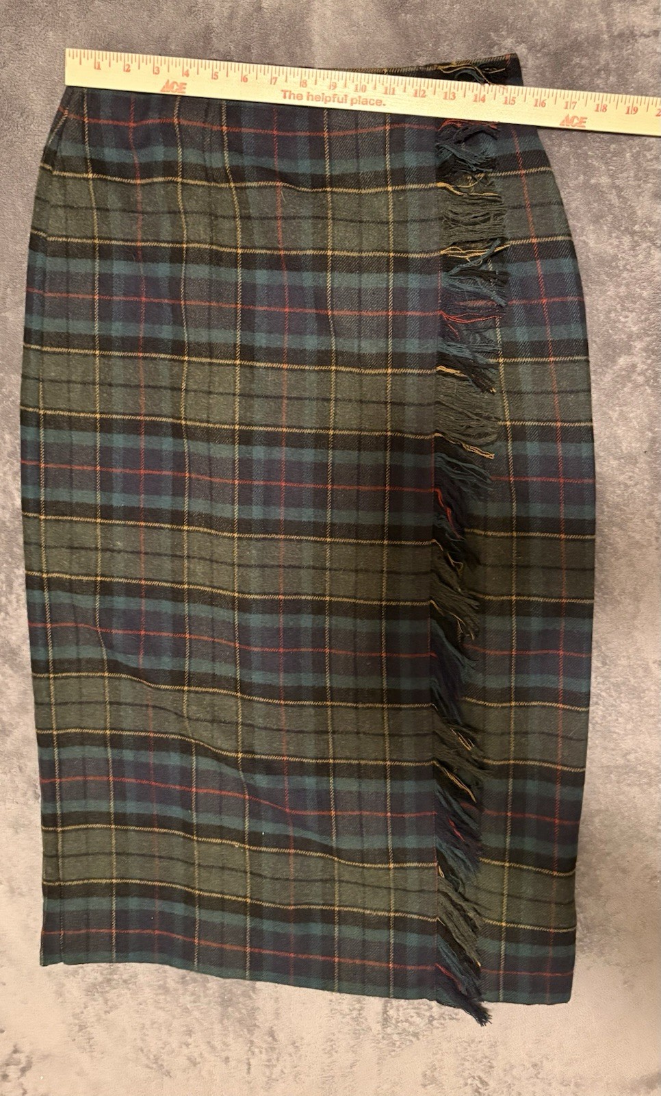 STUDIO WORKS PLAID WOOL BLEND. SZ 10, FULLY LINED, LONG SKIRT