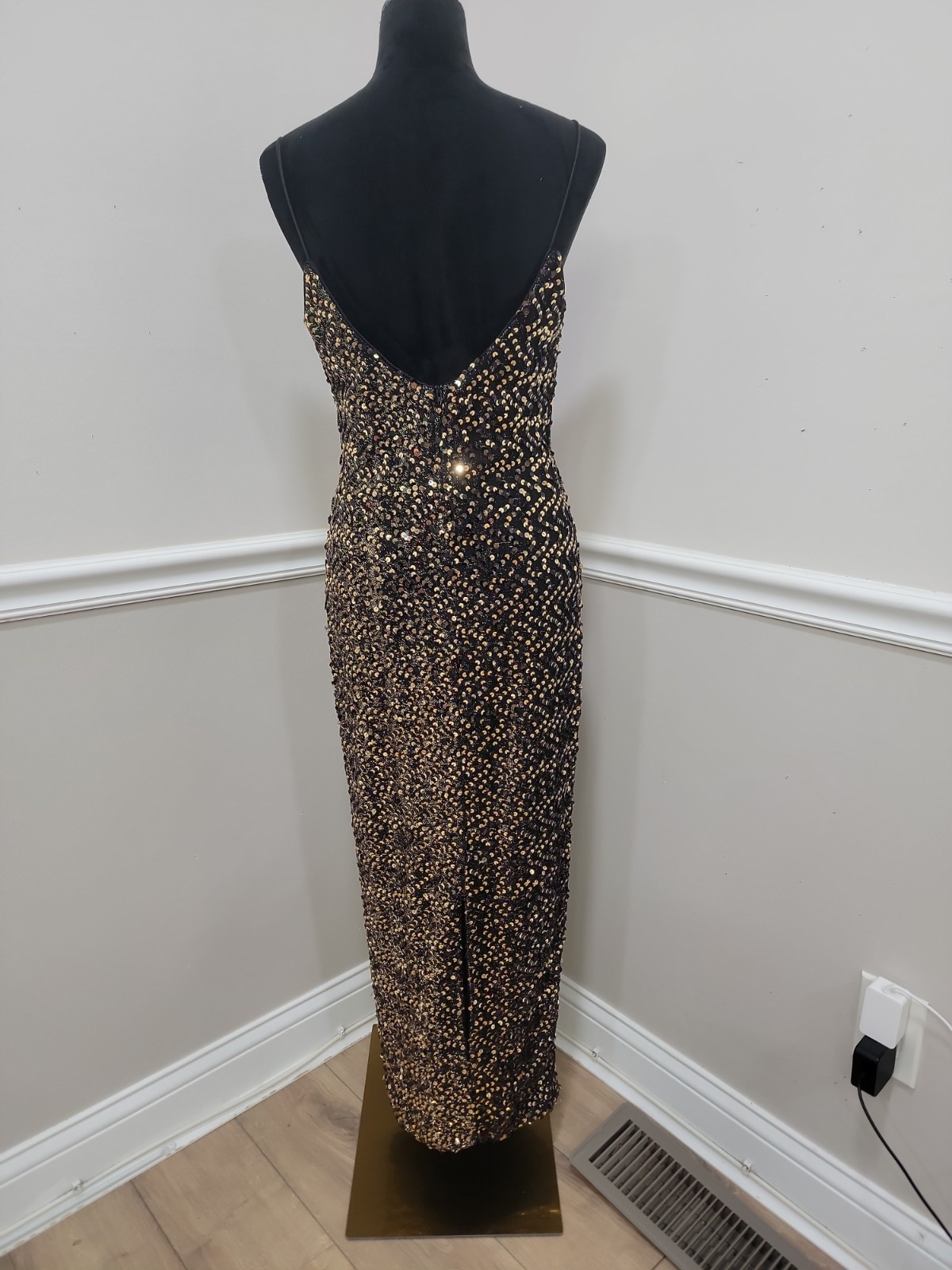 Vintage 90s Jessica McClintock Black Gold Sequin Column Maxi Evening Dress