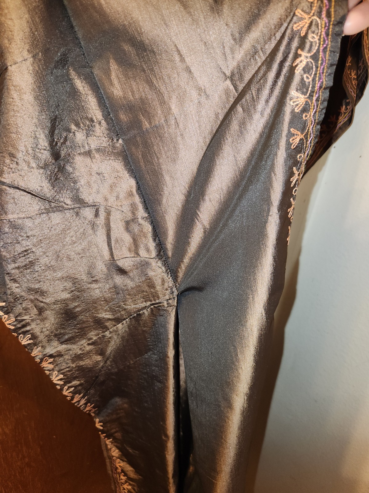 Vintage Brown Embroidered Floral Caftan Dess Loungewear Boho Hippie One Size