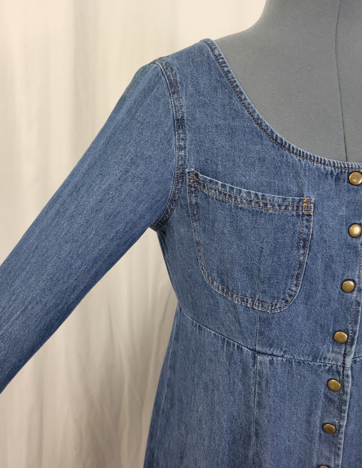 Vintage Moda Int’l Raised Waistline Button Down Flared Denim Dress Size 8