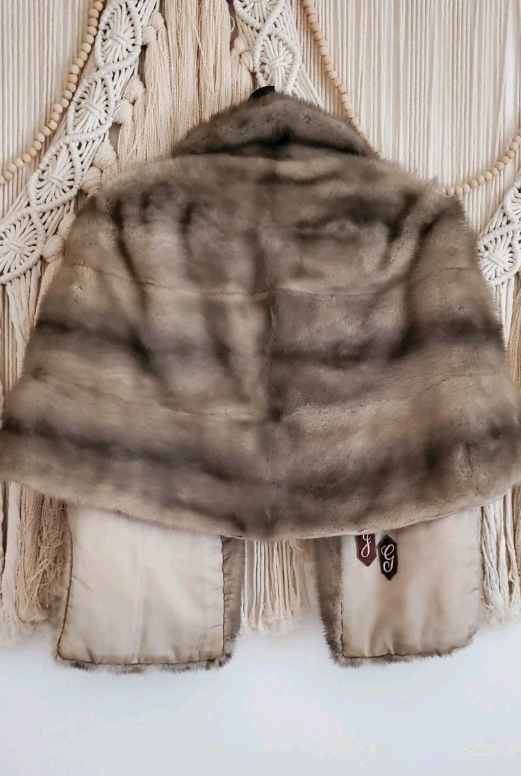 Vtg Mink Stole Gray/Beige Satin Lining Shoulder Straps One Size