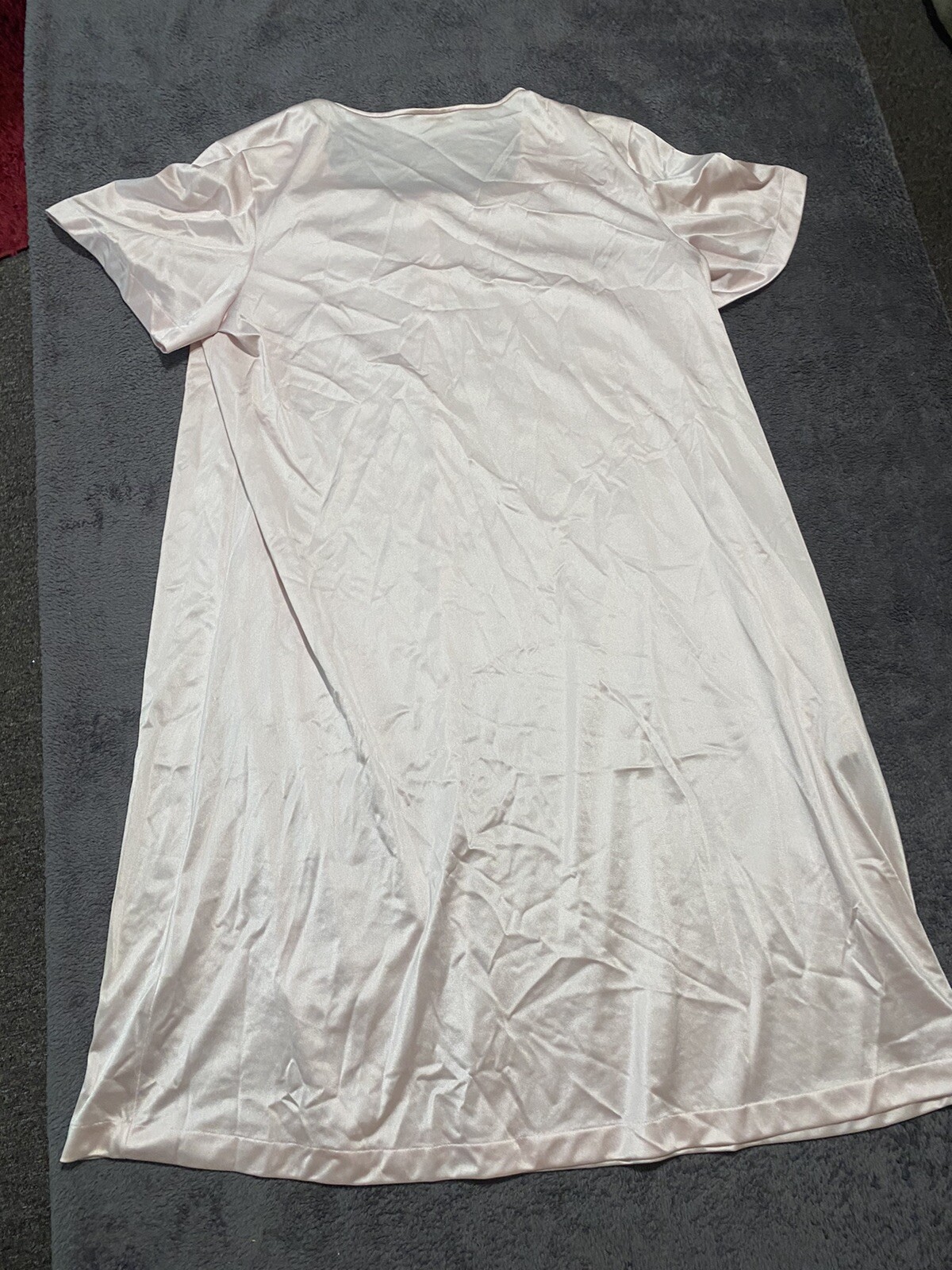 Vintage JC Penney Jolie Two Pink Night Robe Short Sleeve Nylon sz Large L 70s
