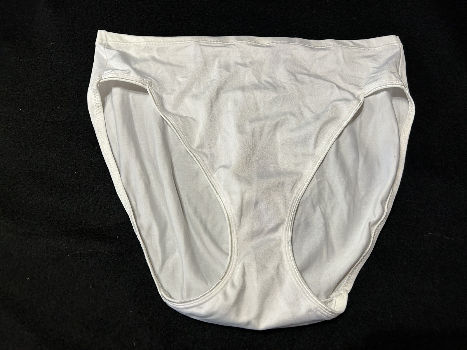 Vtg BALI 8950 Silky Polyester Satin Trim Hi-Cut 2XL 33/34 Hips White Panties