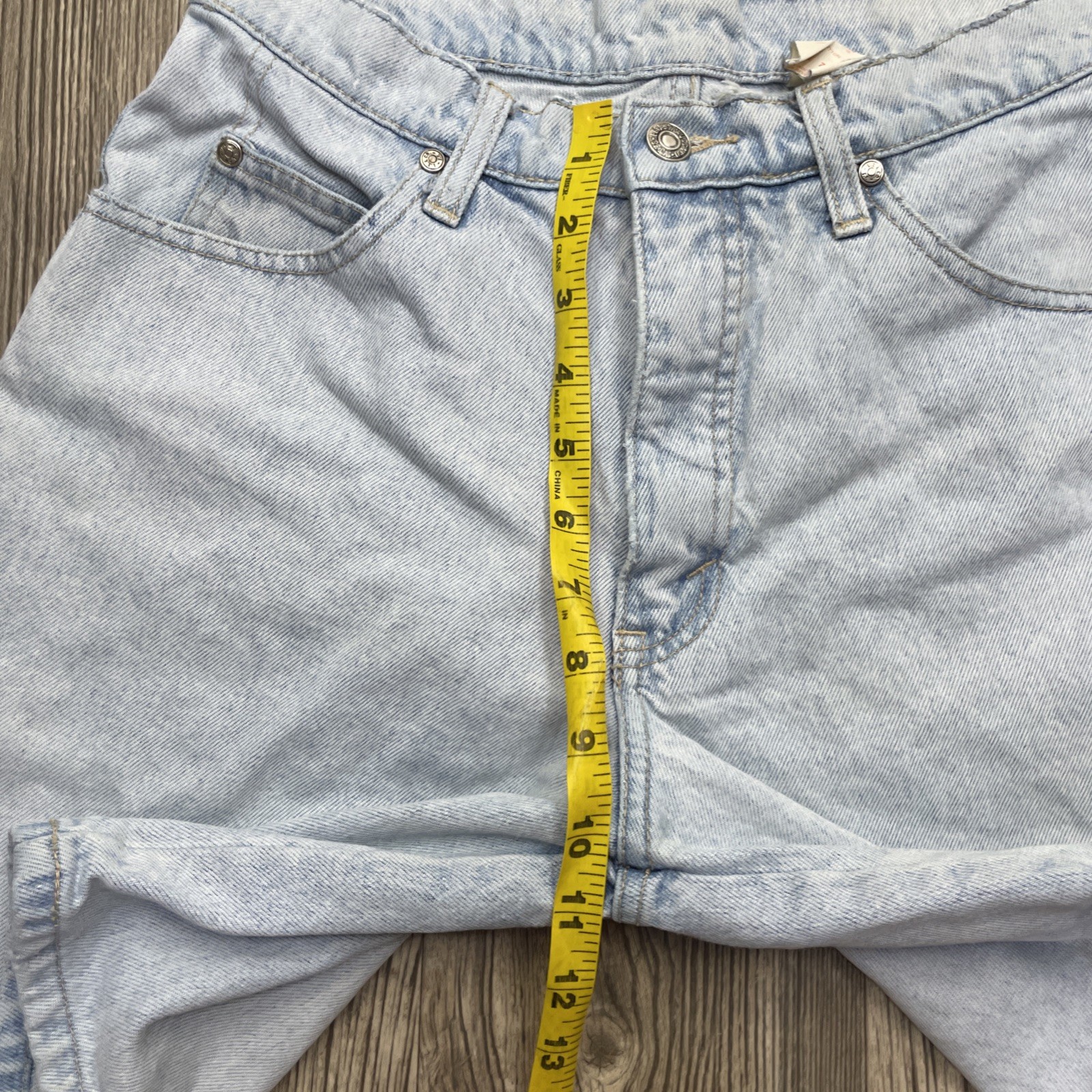 Vtg Levi’s Jean Shorts Juniors Size 7 Orange Tab 90’s Light Wash