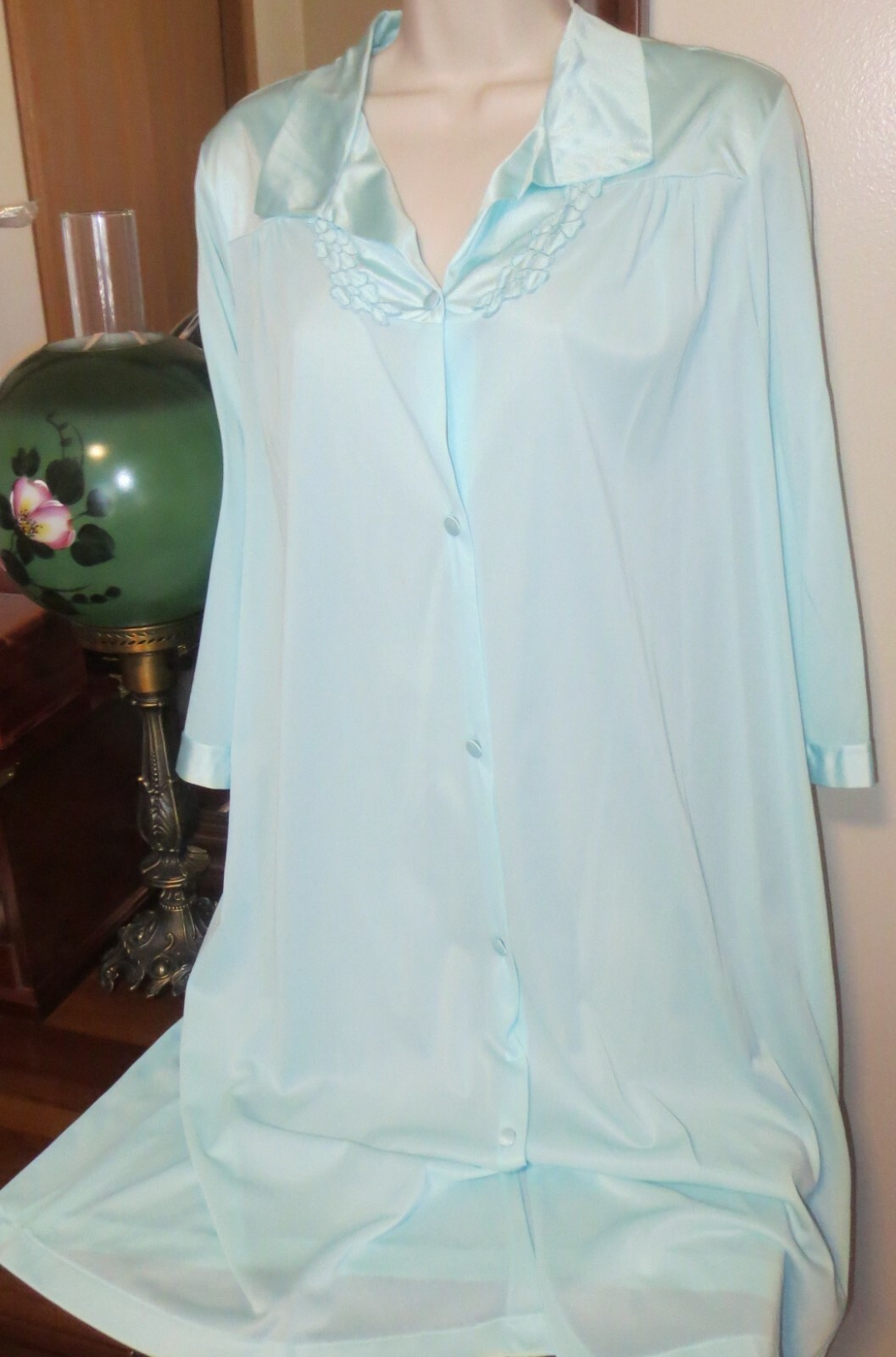 VANITY FAIR PALE AQUA nylon housecoat loungewear waltz length DUSTER robe sz M