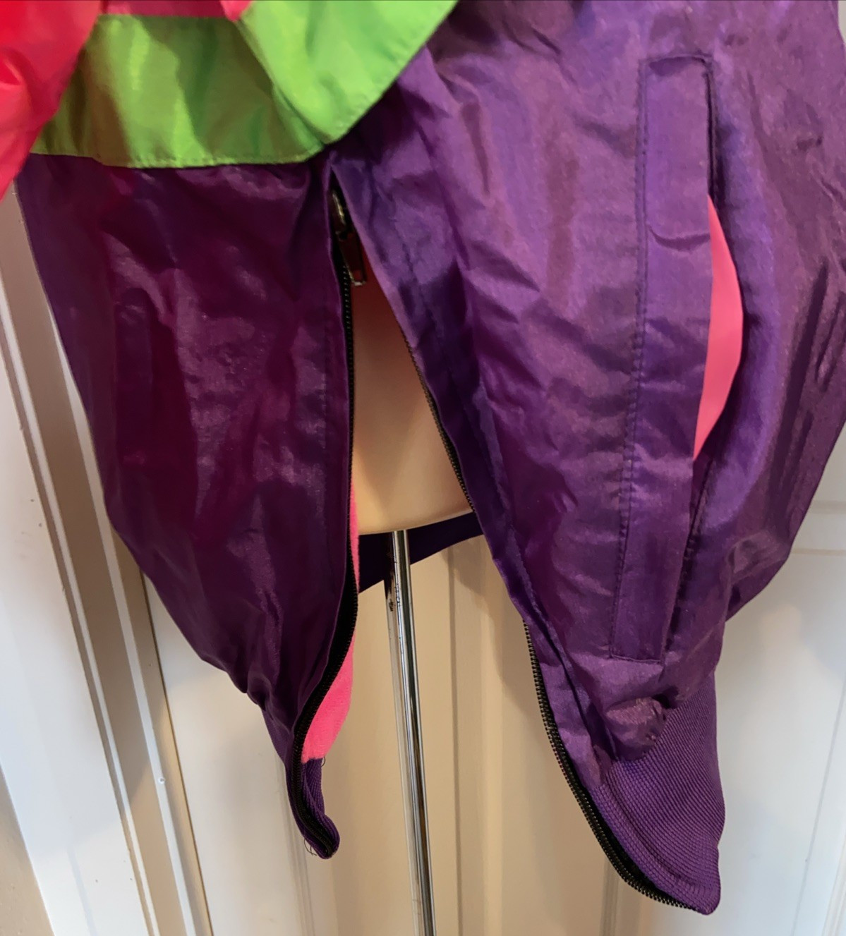 JACKET vintage 1980s 1990s colorblock windbreaker women sz S pink purple green