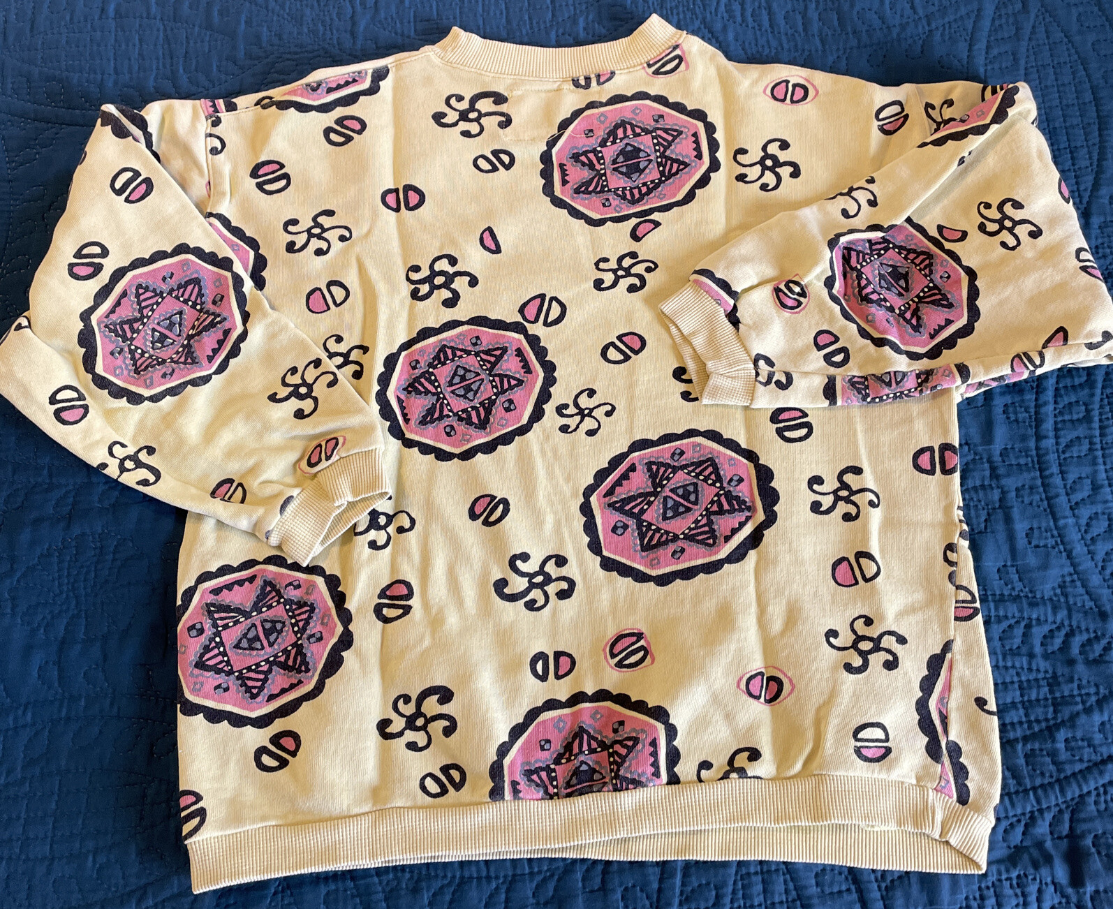 VTG 1990’s Native Sport Union Bay Woman’s Geometric Design Long Sleeve Shirt, S