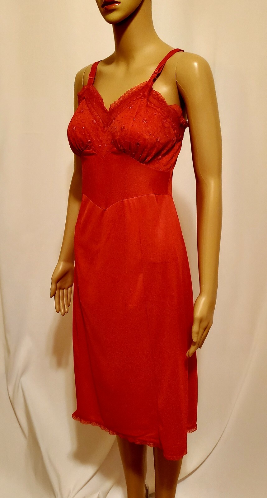 Stoneswear Vintage Red Slip Size 34 Tall M