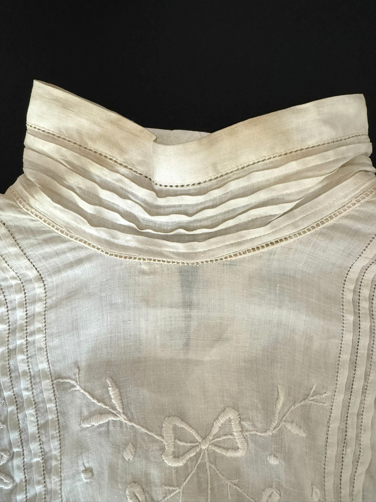 Antique Edwardian White Cotton Lawn Shirtwaist Blouse Early 1900s