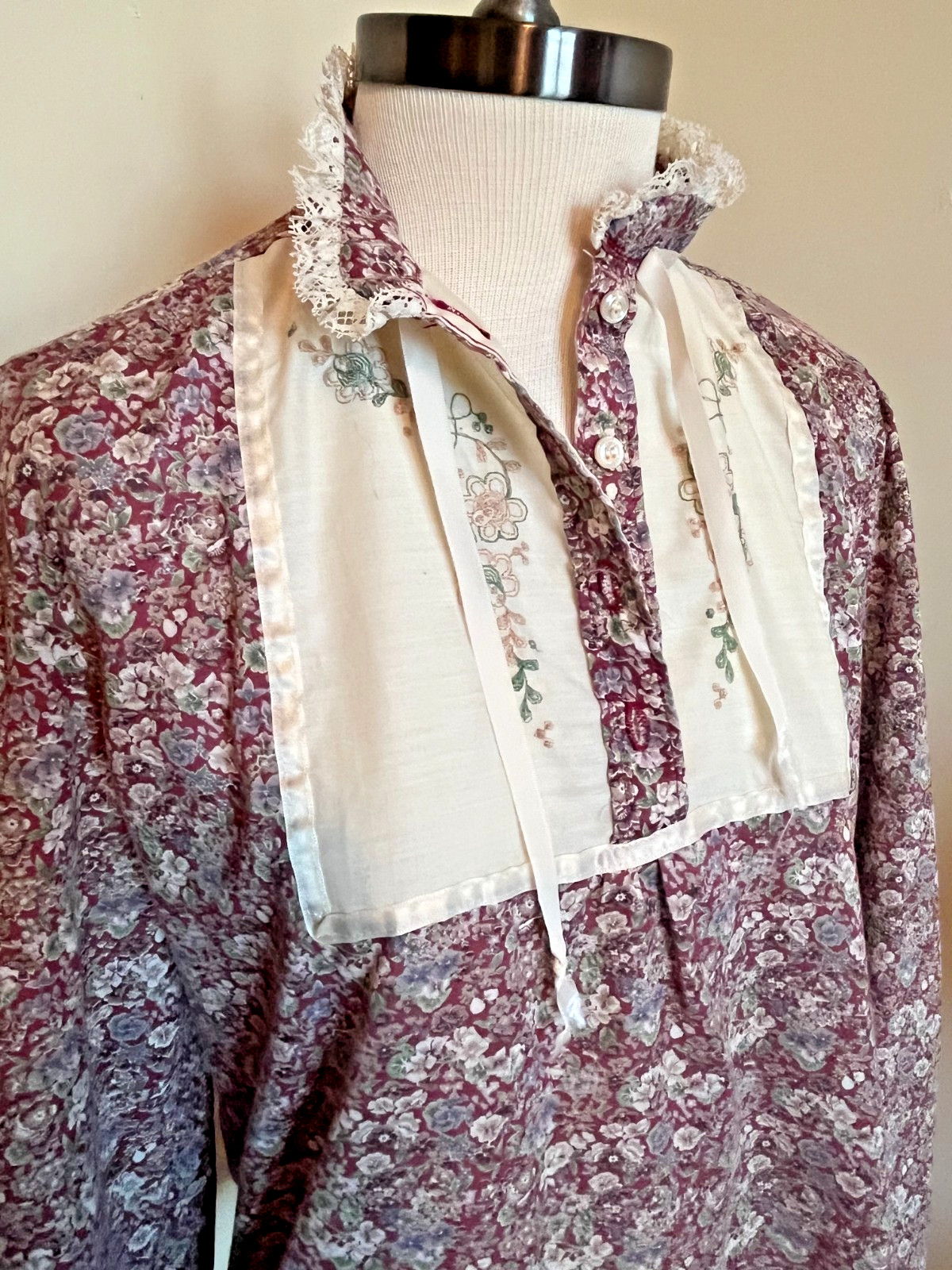 Vtg Funny Girl Blouse Shirt Size 13/14 High Neck Floral Calico Prairie Cottage