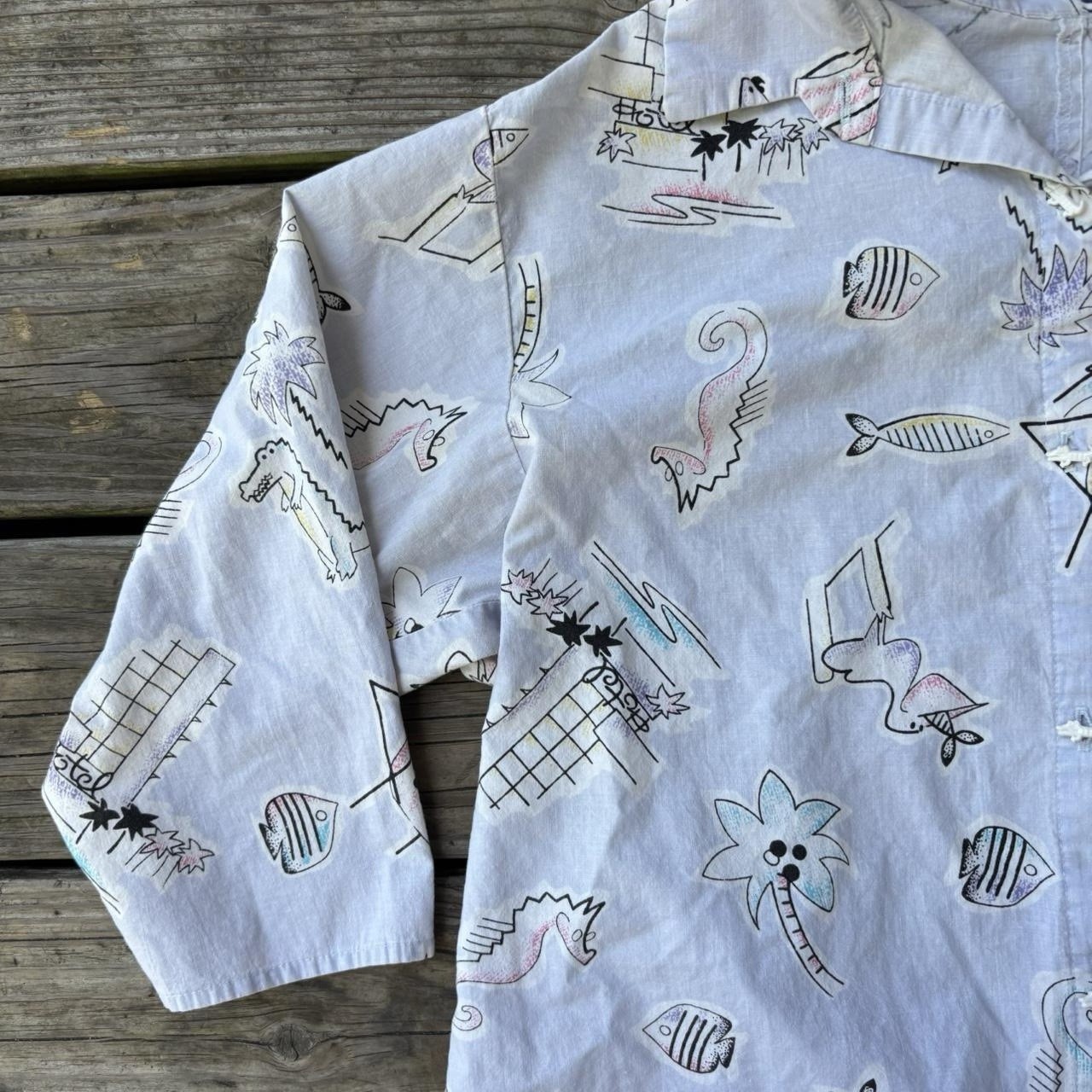 VTG ‘80s Tropical Shirt with Alligator Buttons – Large