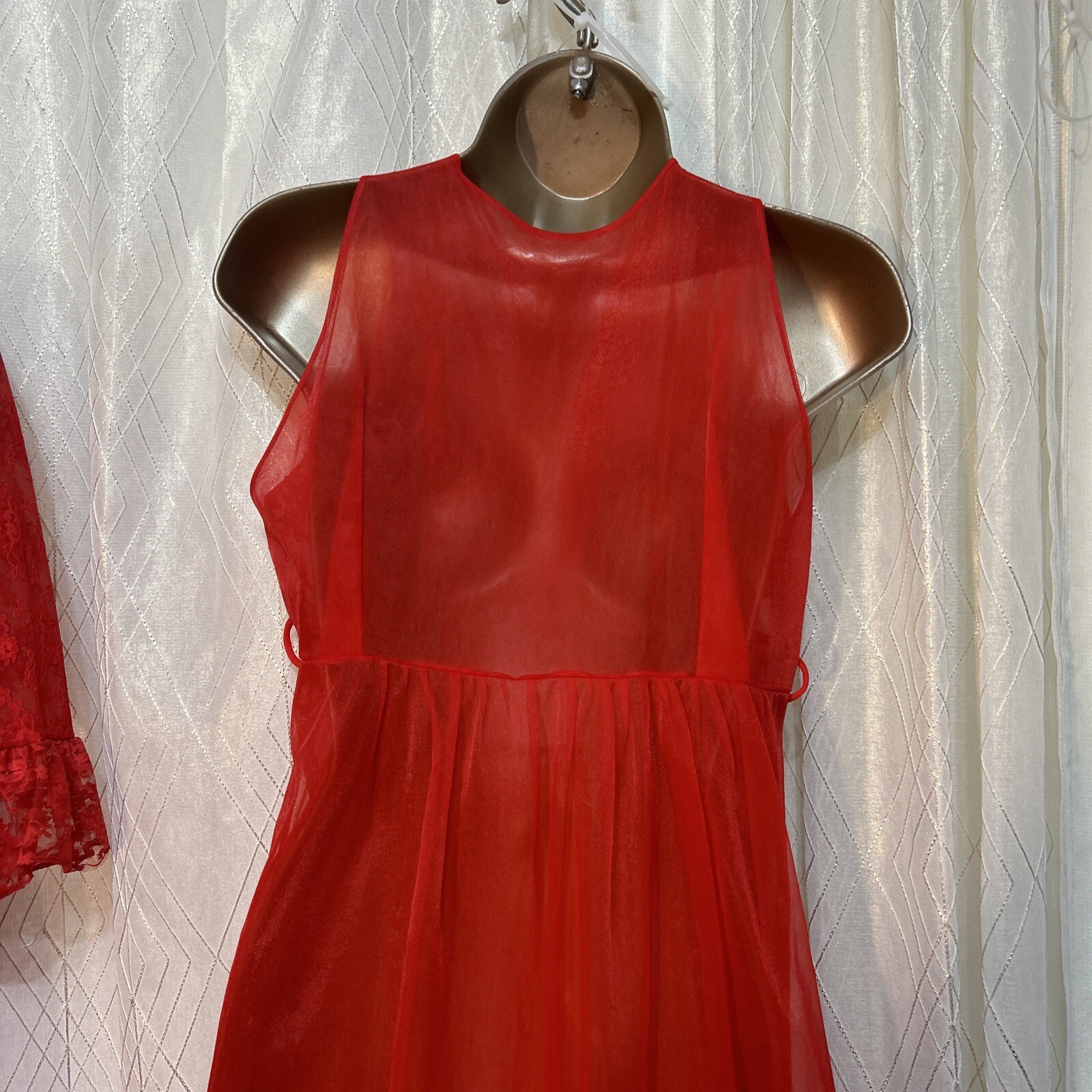 VTG 36 S M Peignoir Sunset Red NIGHTGOWN Lace Nylon LINGERIE Negligee Chiffon
